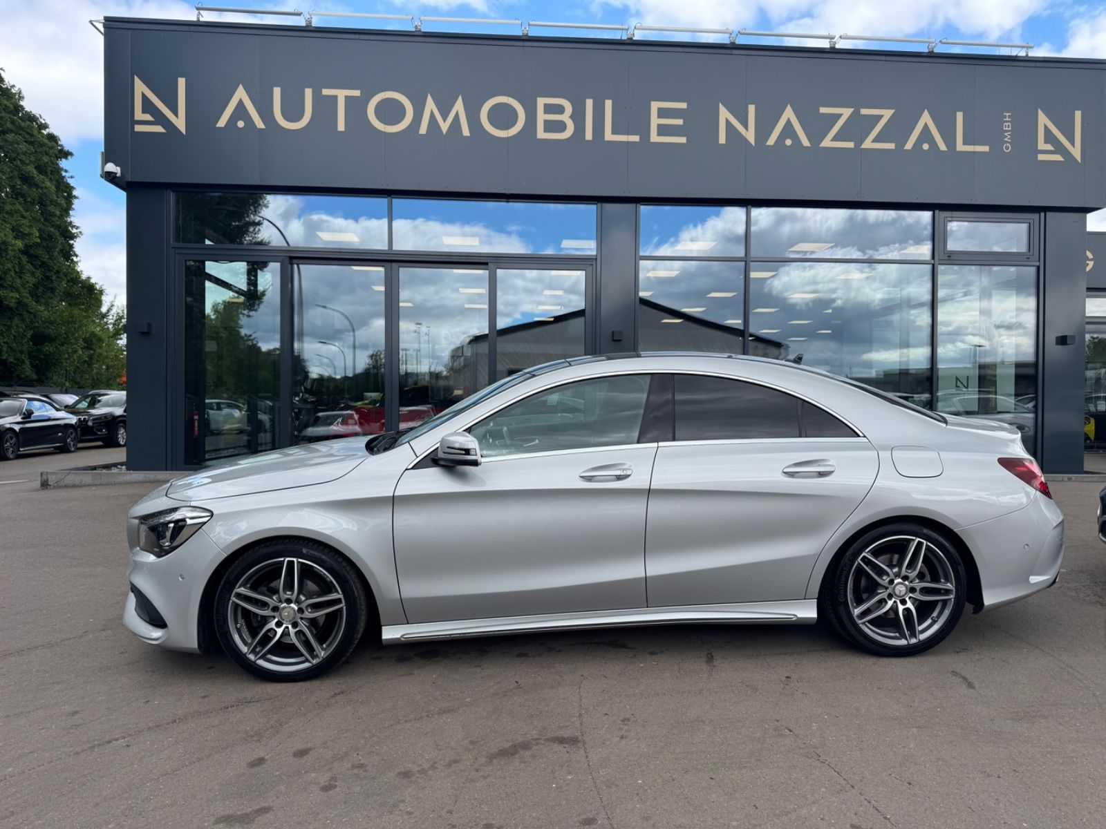 Fahrzeugabbildung Mercedes-Benz CLA 200 CDI AMG-LINE*LED*NAVI*R-KAMERA*FACELIFT*