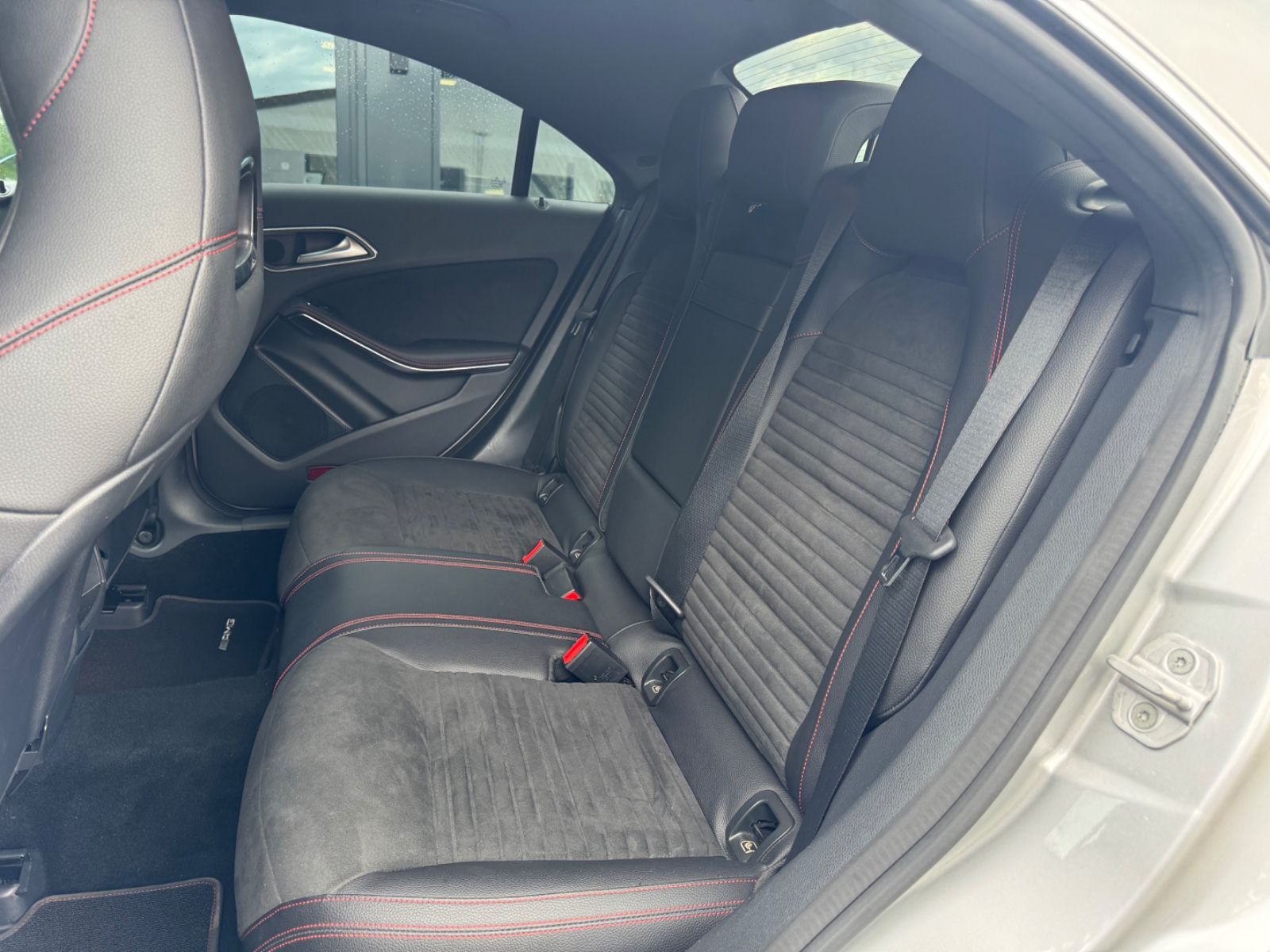 Fahrzeugabbildung Mercedes-Benz CLA 200 CDI AMG-LINE*LED*NAVI*R-KAMERA*FACELIFT*