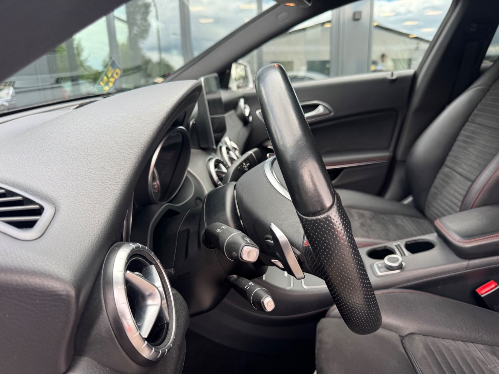 Fahrzeugabbildung Mercedes-Benz CLA 200 CDI AMG-LINE*LED*NAVI*R-KAMERA*FACELIFT*