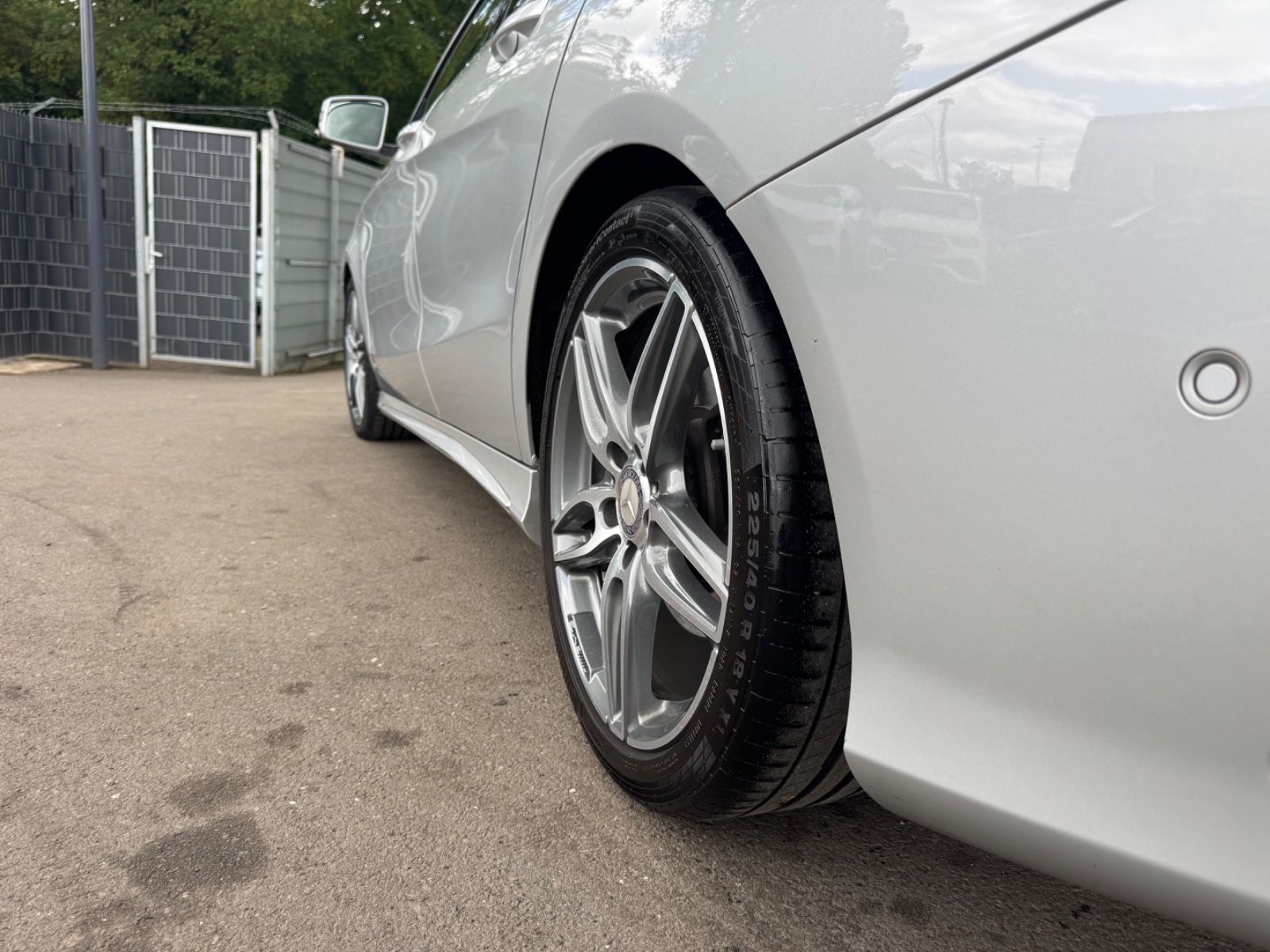 Fahrzeugabbildung Mercedes-Benz CLA 200 CDI AMG-LINE*LED*NAVI*R-KAMERA*FACELIFT*