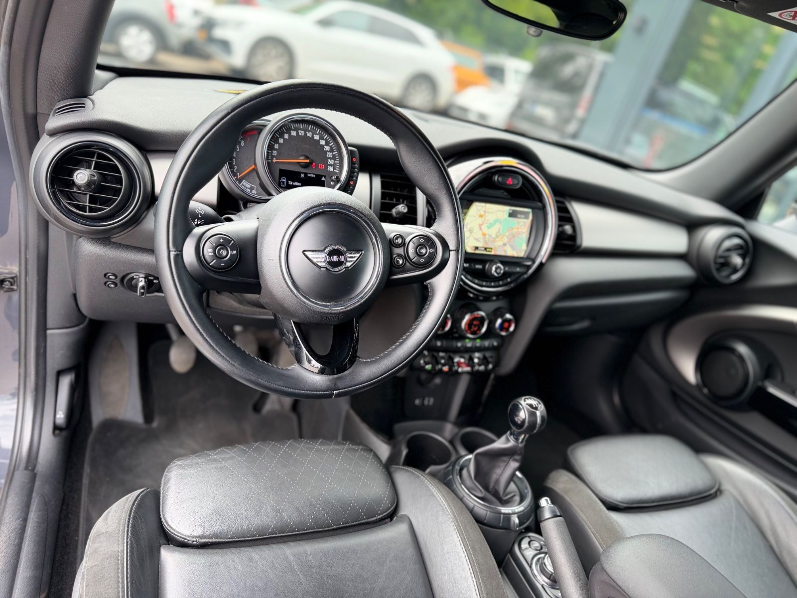Fahrzeugabbildung MINI COOPER S*SONDERLACK*SHZ*EDER*LED*2.HAND*TOP*