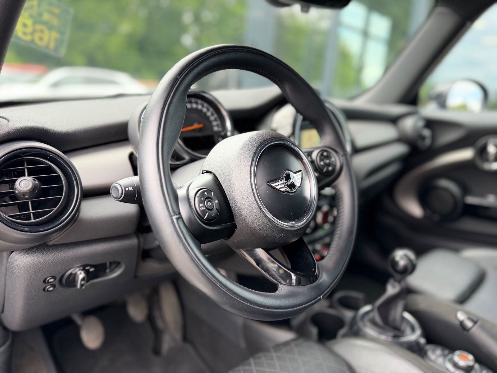 Fahrzeugabbildung MINI COOPER S*SONDERLACK*SHZ*EDER*LED*2.HAND*TOP*