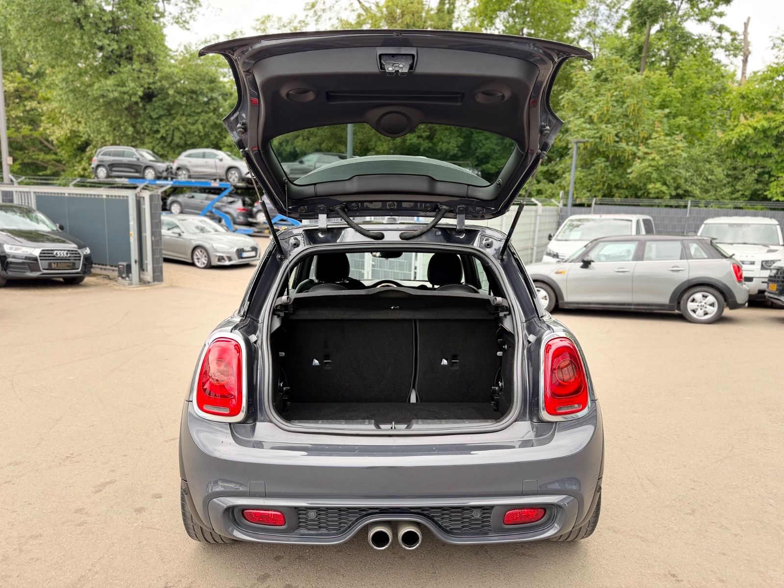 Fahrzeugabbildung MINI COOPER S*SONDERLACK*SHZ*EDER*LED*2.HAND*TOP*