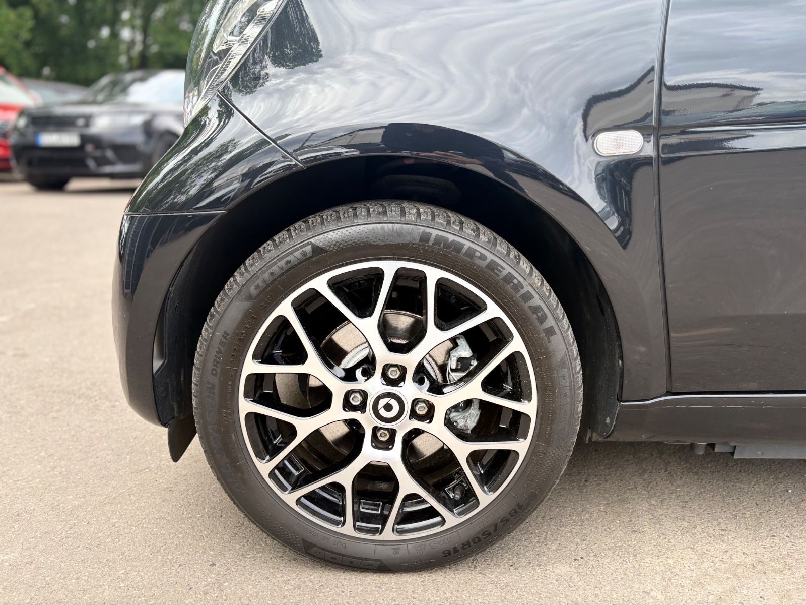 Fahrzeugabbildung Smart FORTWO*CABRIO*NAVI*KAMERA*SITZHEIZUNG*