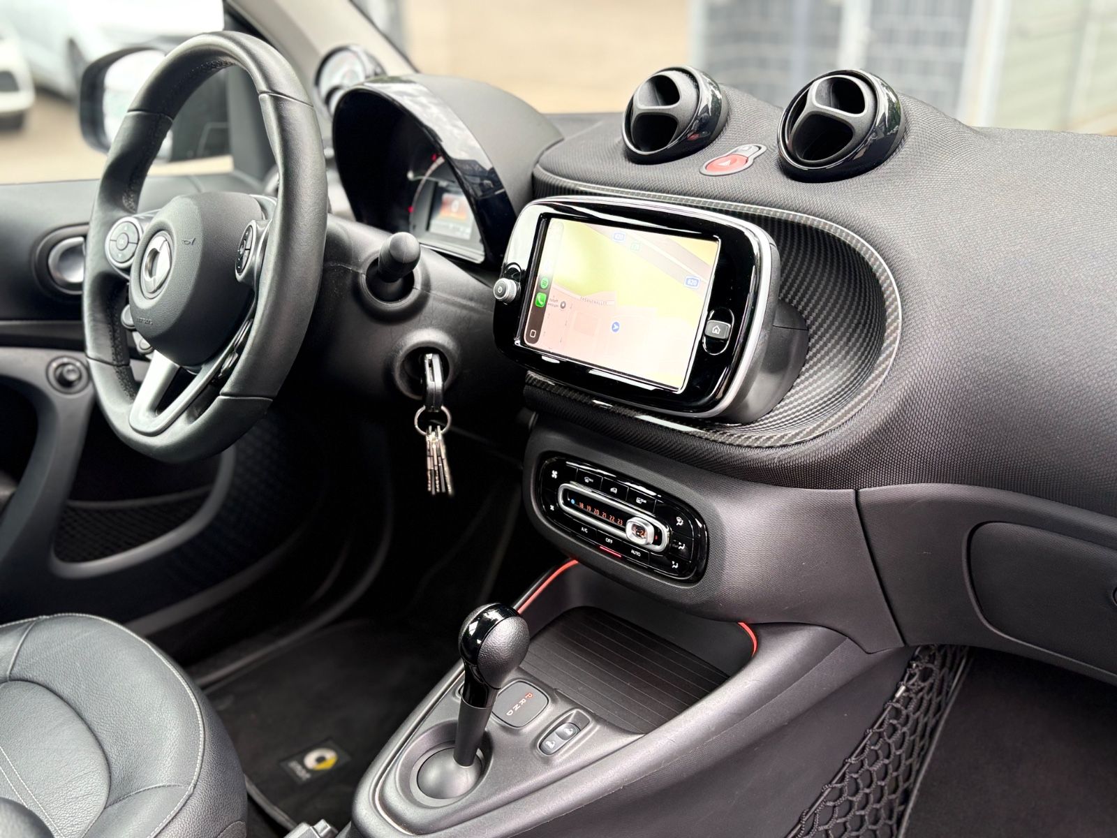 Fahrzeugabbildung Smart FORTWO*CABRIO*NAVI*KAMERA*SITZHEIZUNG*