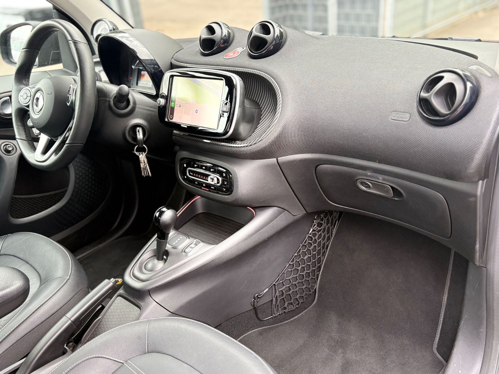 Fahrzeugabbildung Smart FORTWO*CABRIO*NAVI*KAMERA*SITZHEIZUNG*