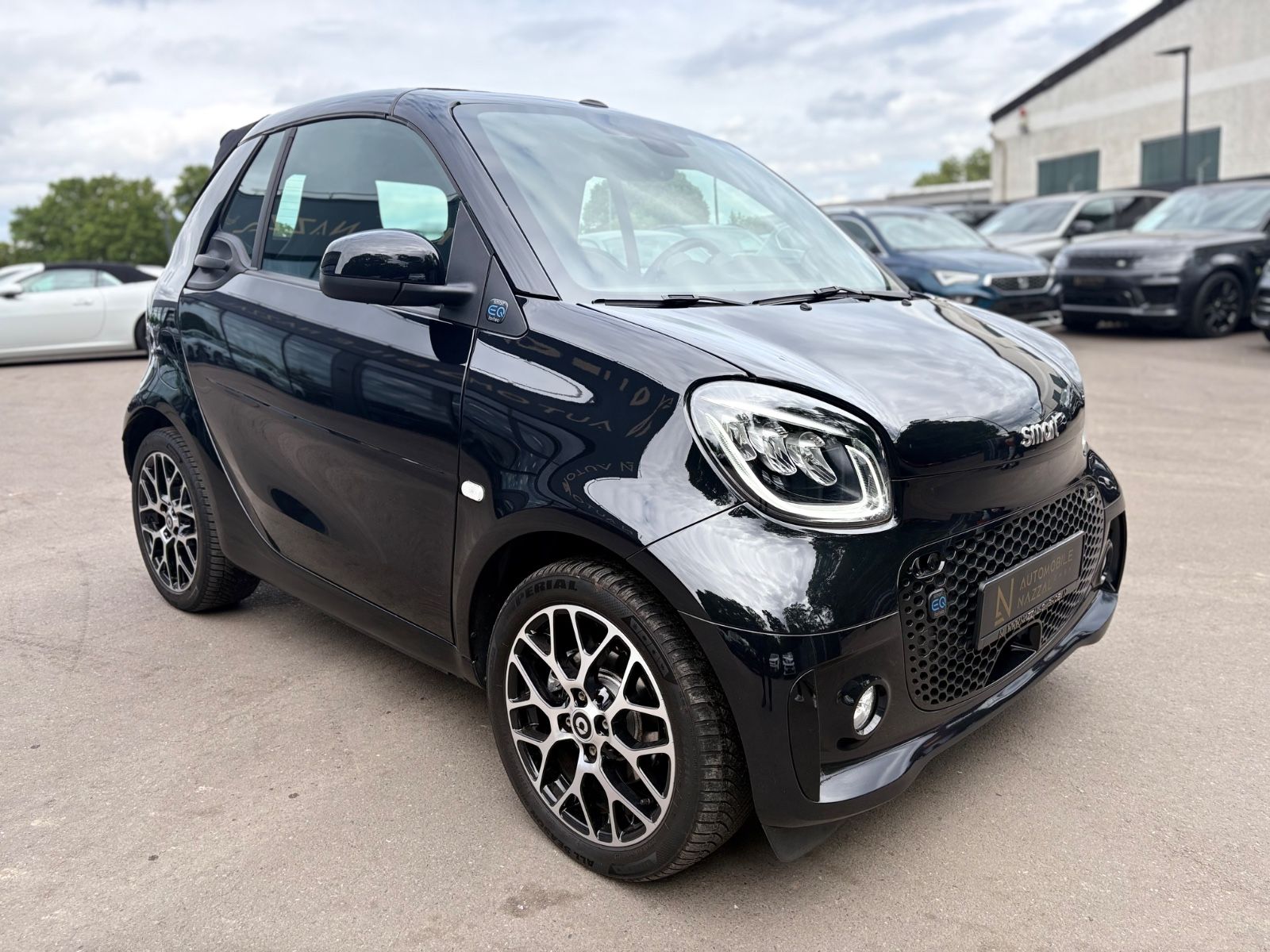 Fahrzeugabbildung Smart FORTWO*CABRIO*NAVI*KAMERA*SITZHEIZUNG*