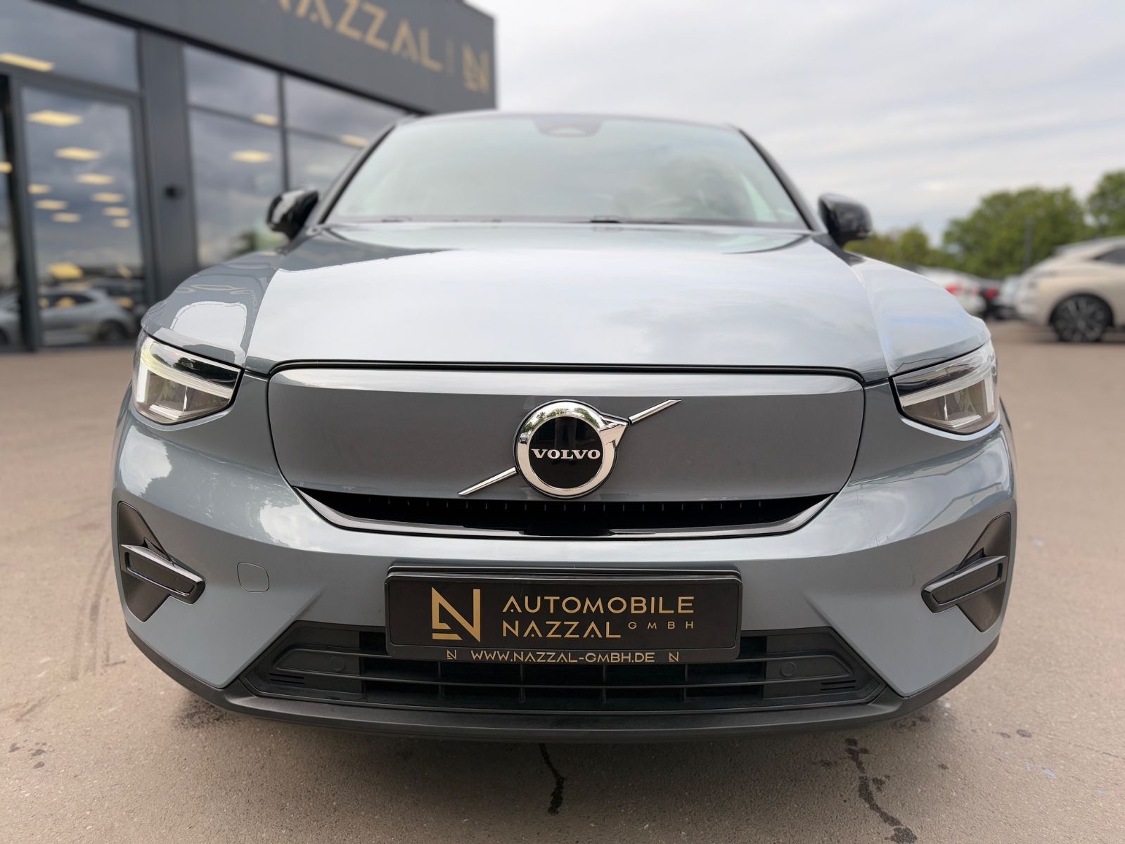 Fahrzeugabbildung Volvo C40 PLUS RECHARGE PURE ELECTRIC 2WD *PANO*KAM*