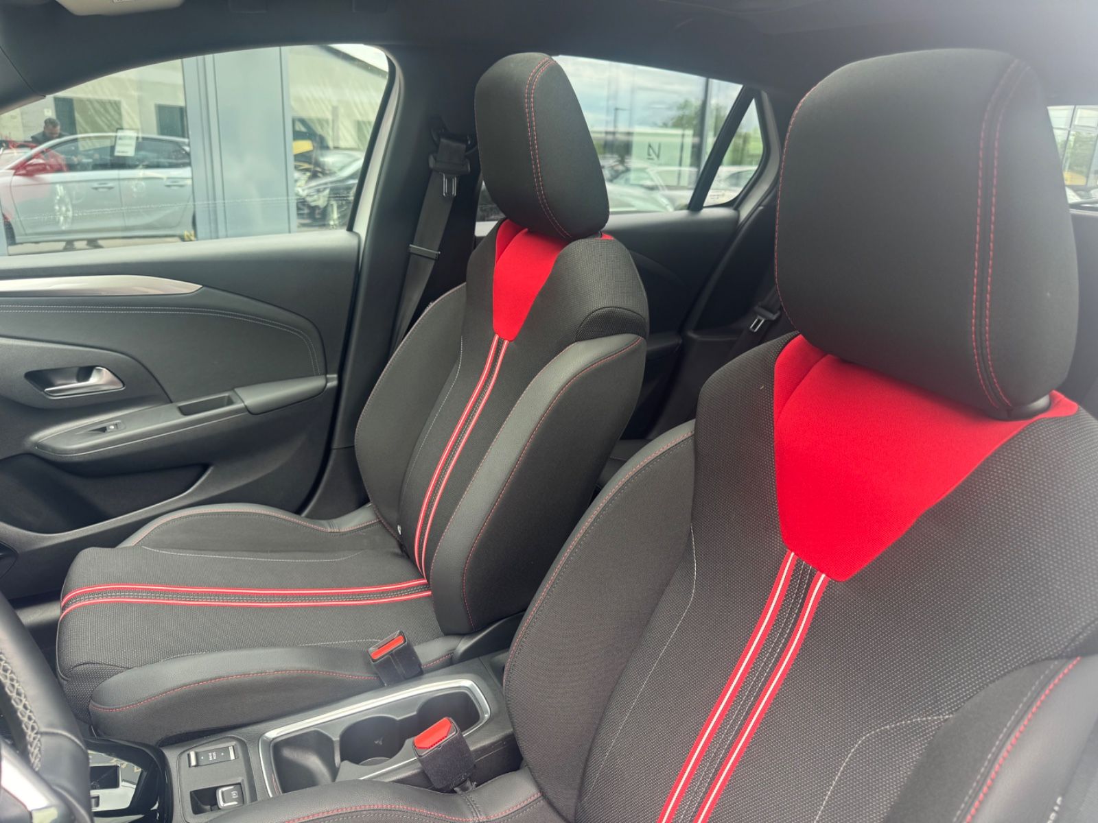Fahrzeugabbildung Opel CORSA F GS LINE*AUTOMATIK*NAVI*LED*R-KAMERA*