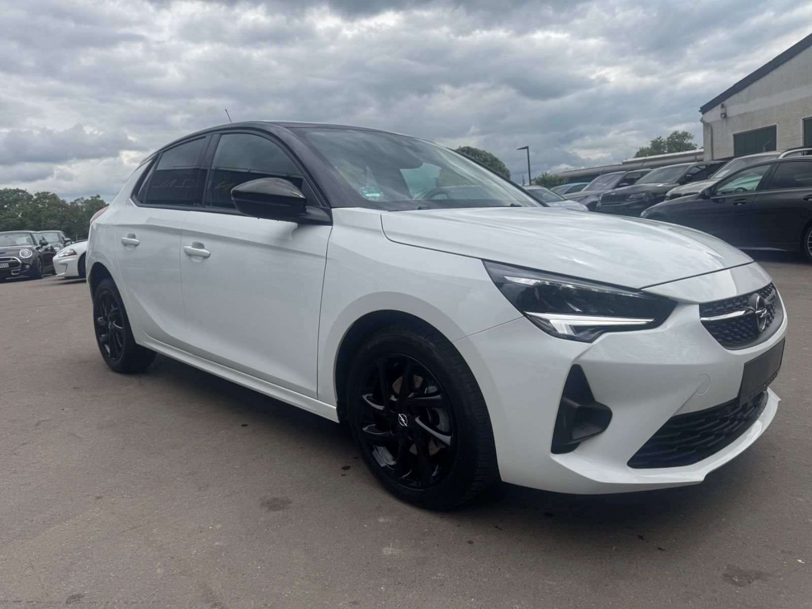 Fahrzeugabbildung Opel CORSA F GS LINE*AUTOMATIK*NAVI*LED*R-KAMERA*