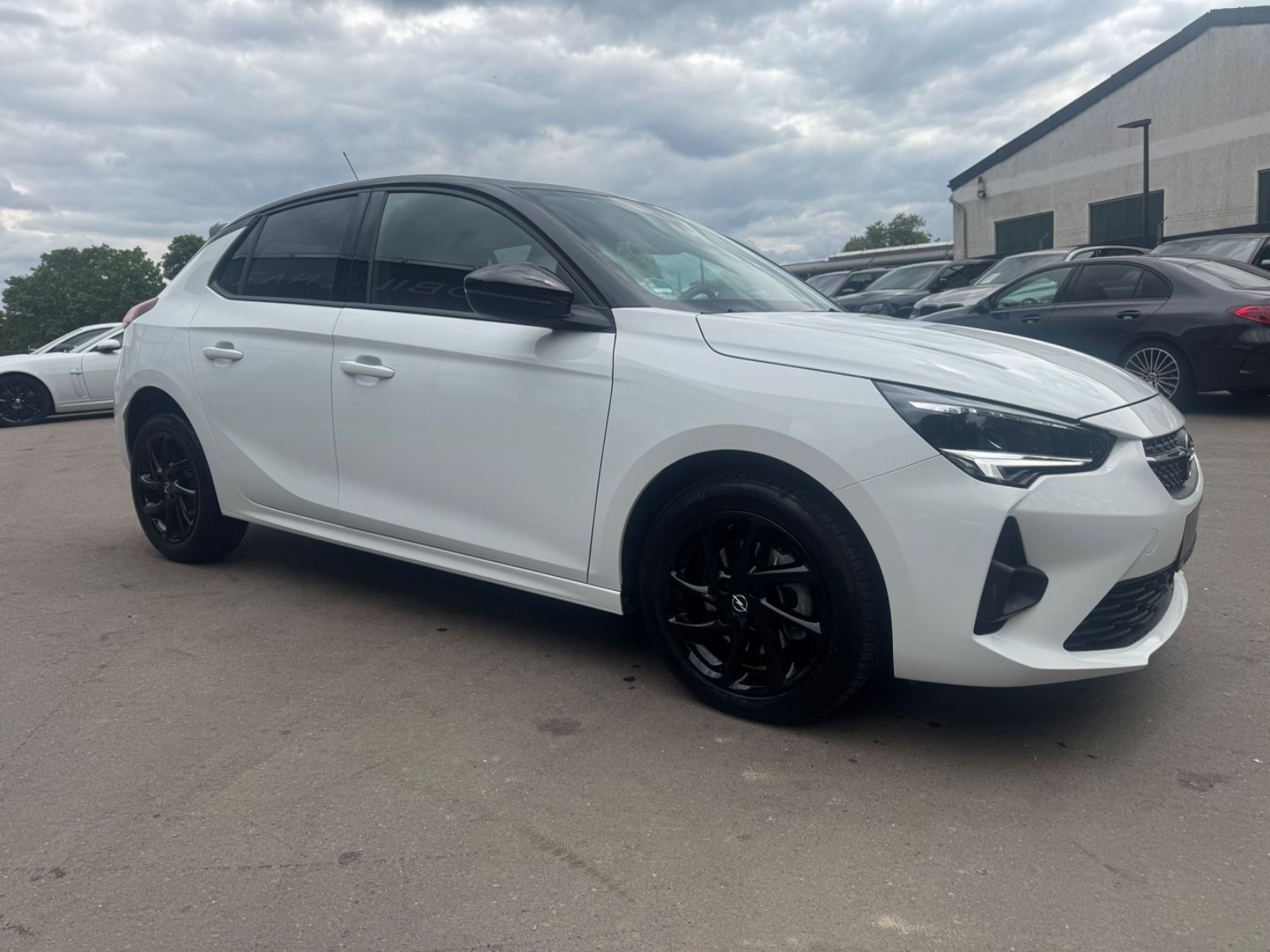 Fahrzeugabbildung Opel CORSA F GS LINE*AUTOMATIK*NAVI*LED*R-KAMERA*