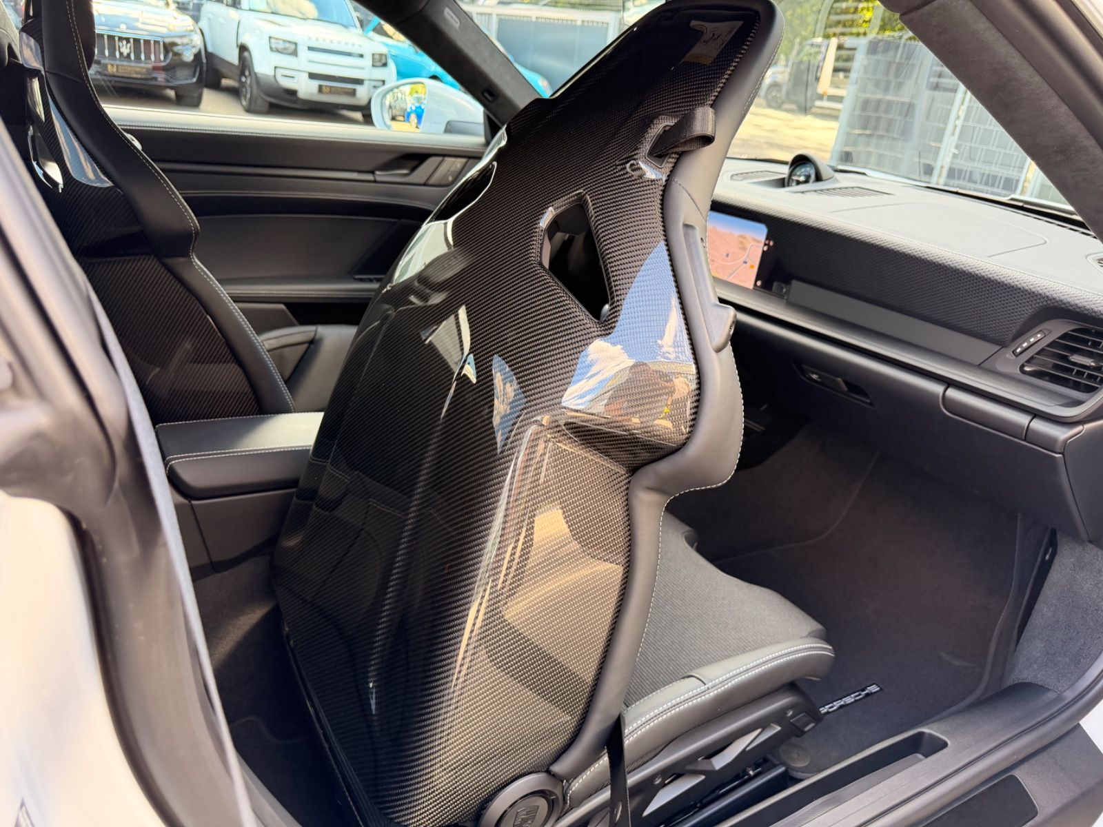 Fahrzeugabbildung Porsche 992 GT3 TOURING*LIFT*CARBON-SCHALENSITZE*4-SITZE
