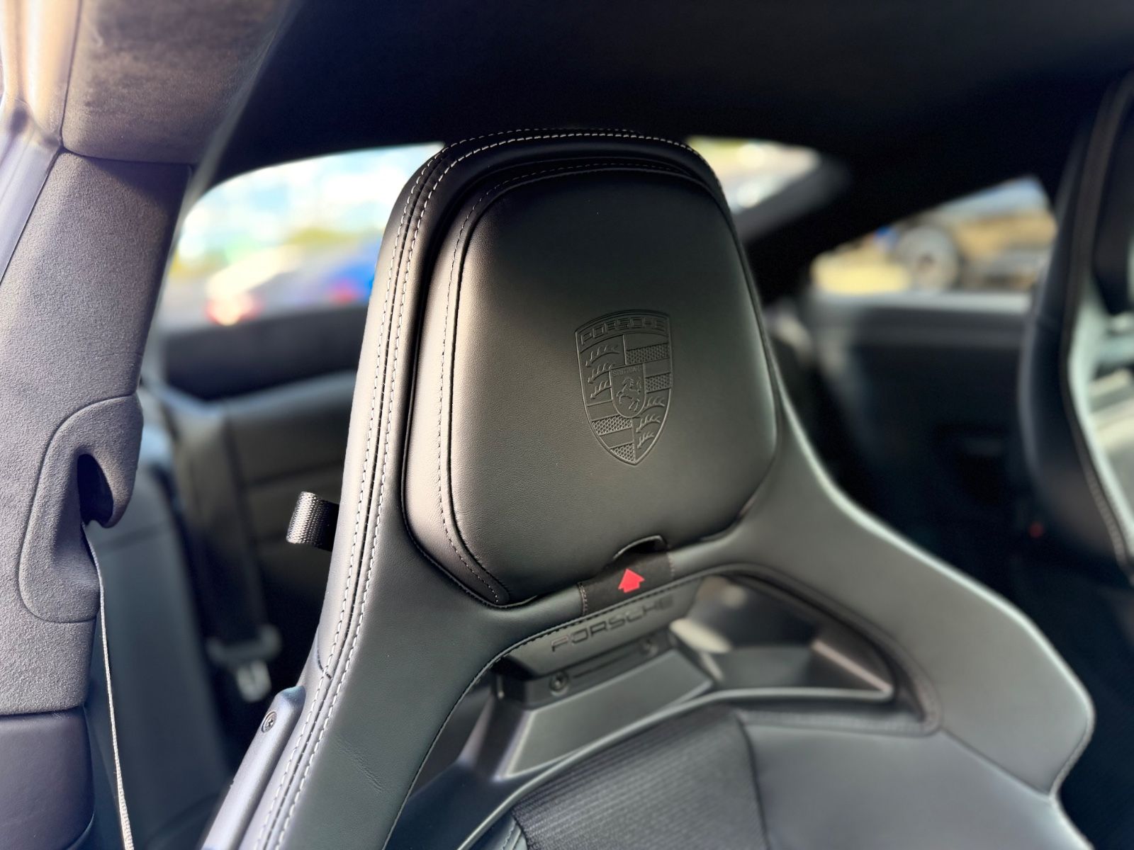 Fahrzeugabbildung Porsche 992 GT3 TOURING*LIFT*CARBON-SCHALENSITZE*4-SITZE