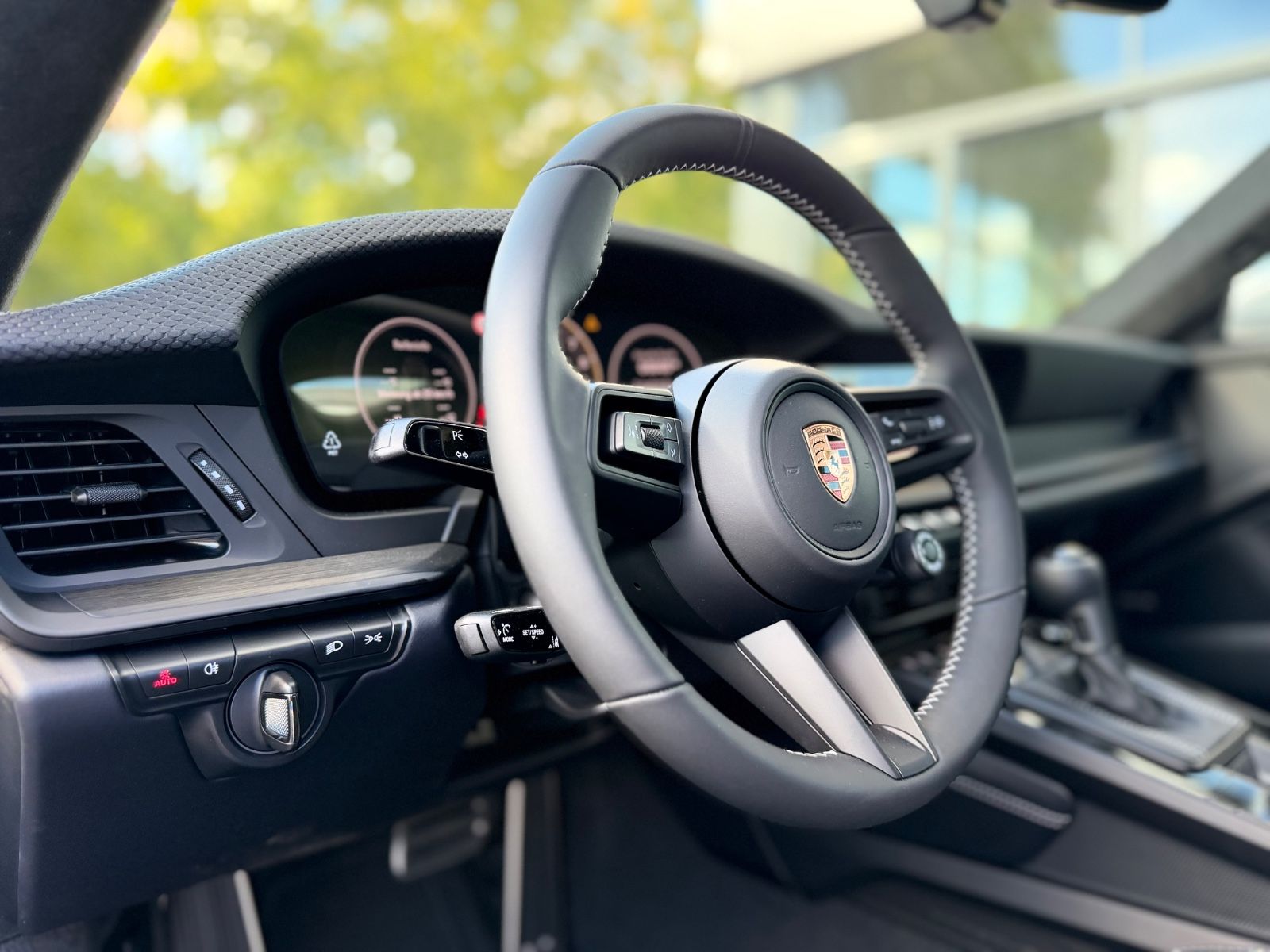 Fahrzeugabbildung Porsche 992 GT3 TOURING*LIFT*CARBON-SCHALENSITZE*4-SITZE
