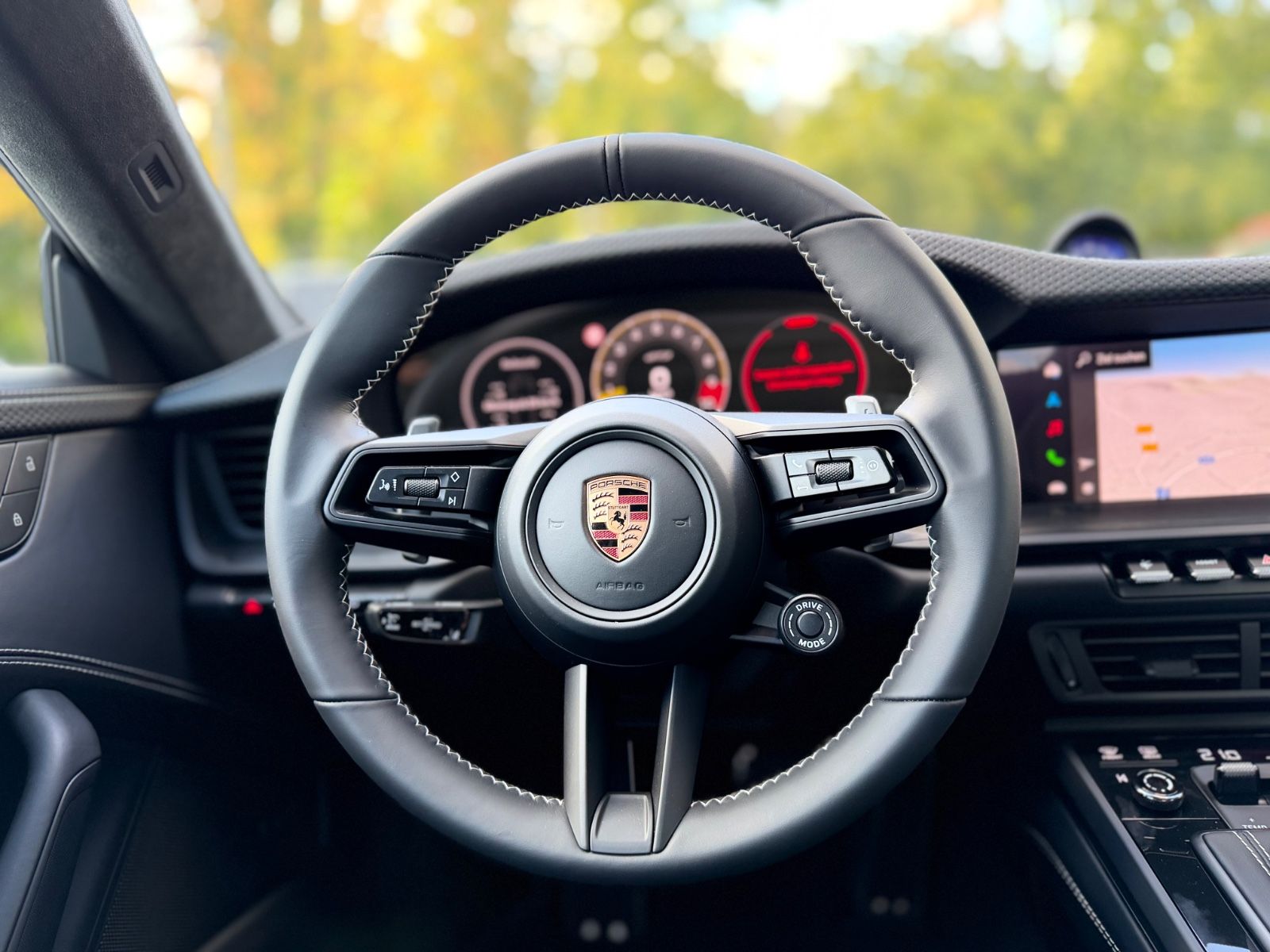 Fahrzeugabbildung Porsche 992 GT3 TOURING*LIFT*CARBON-SCHALENSITZE*4-SITZE