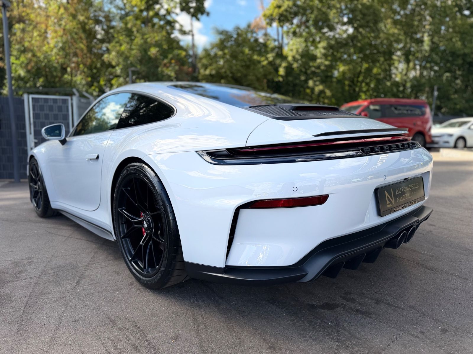 Fahrzeugabbildung Porsche 992 GT3 TOURING*LIFT*CARBON-SCHALENSITZE*4-SITZE