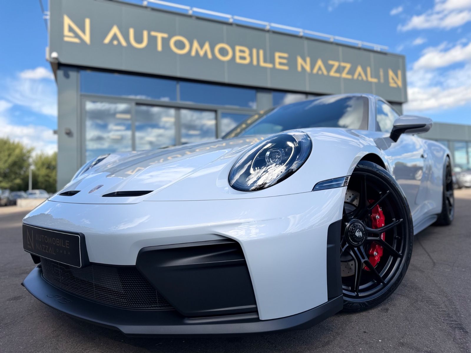 Fahrzeugabbildung Porsche 992 GT3 TOURING*LIFT*CARBON-SCHALENSITZE*4-SITZE