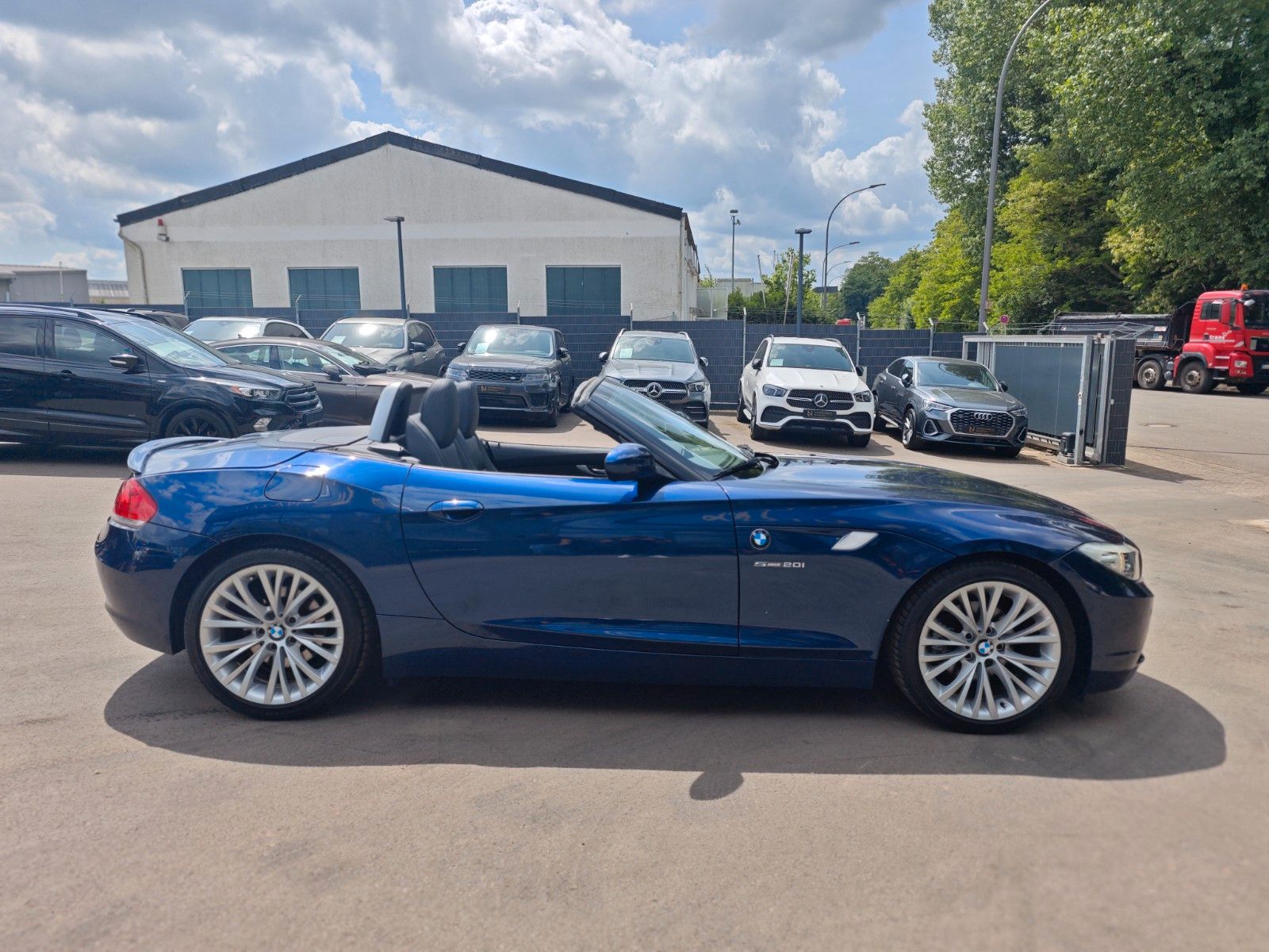 Fahrzeugabbildung BMW Z4 ROADSTER sDrive 20i *FACELIFT*2. HD*AUT*NAVI*