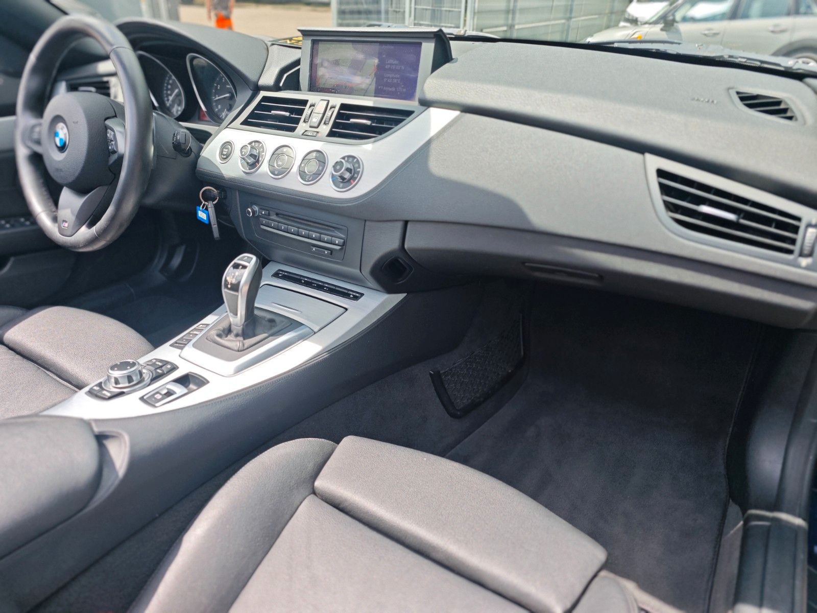 Fahrzeugabbildung BMW Z4 ROADSTER sDrive 20i *FACELIFT*2. HD*AUT*NAVI*