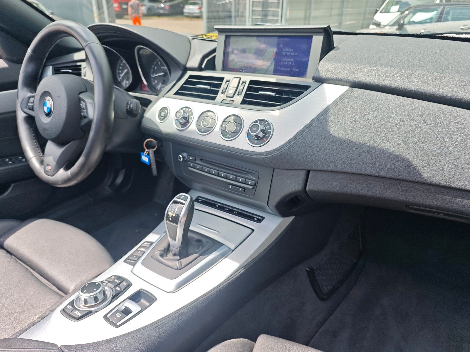 Fahrzeugabbildung BMW Z4 ROADSTER sDrive 20i *FACELIFT*2. HD*AUT*NAVI*