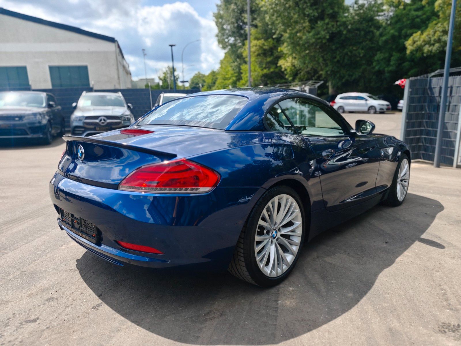 Fahrzeugabbildung BMW Z4 ROADSTER sDrive 20i *FACELIFT*2. HD*AUT*NAVI*