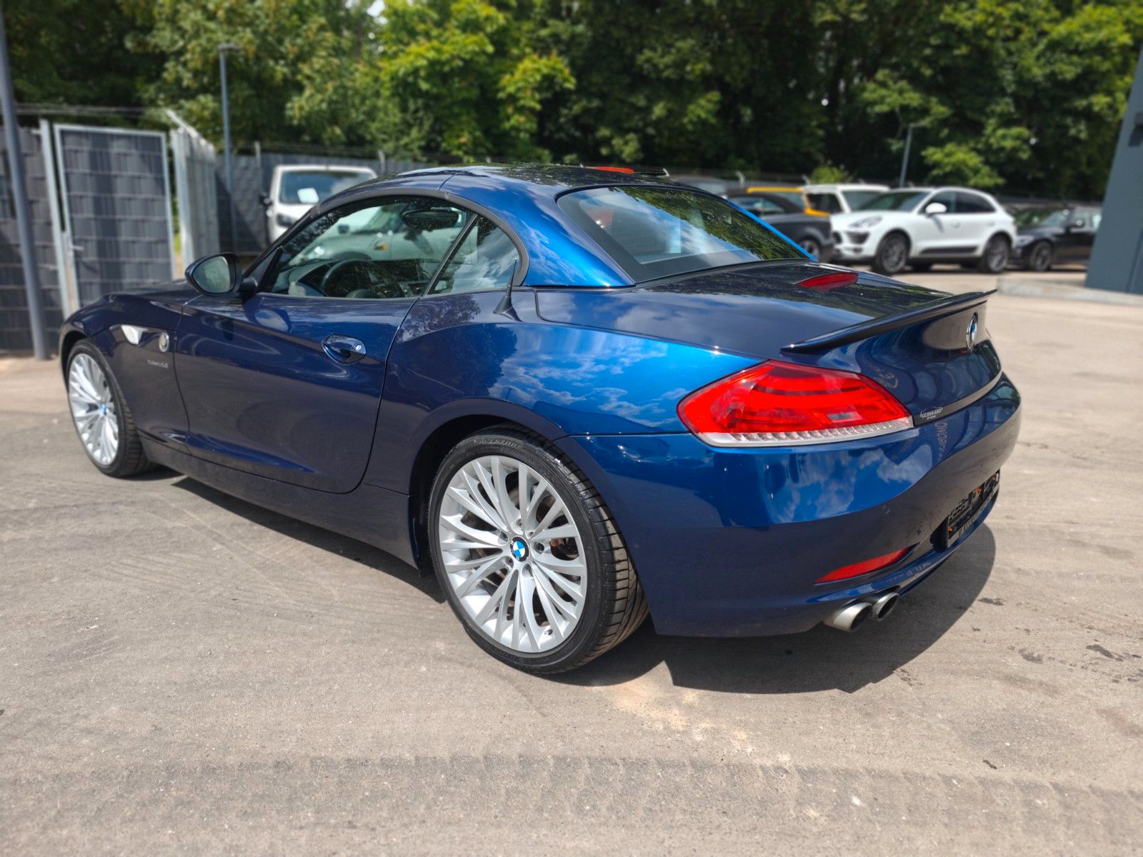 Fahrzeugabbildung BMW Z4 ROADSTER sDrive 20i *FACELIFT*2. HD*AUT*NAVI*