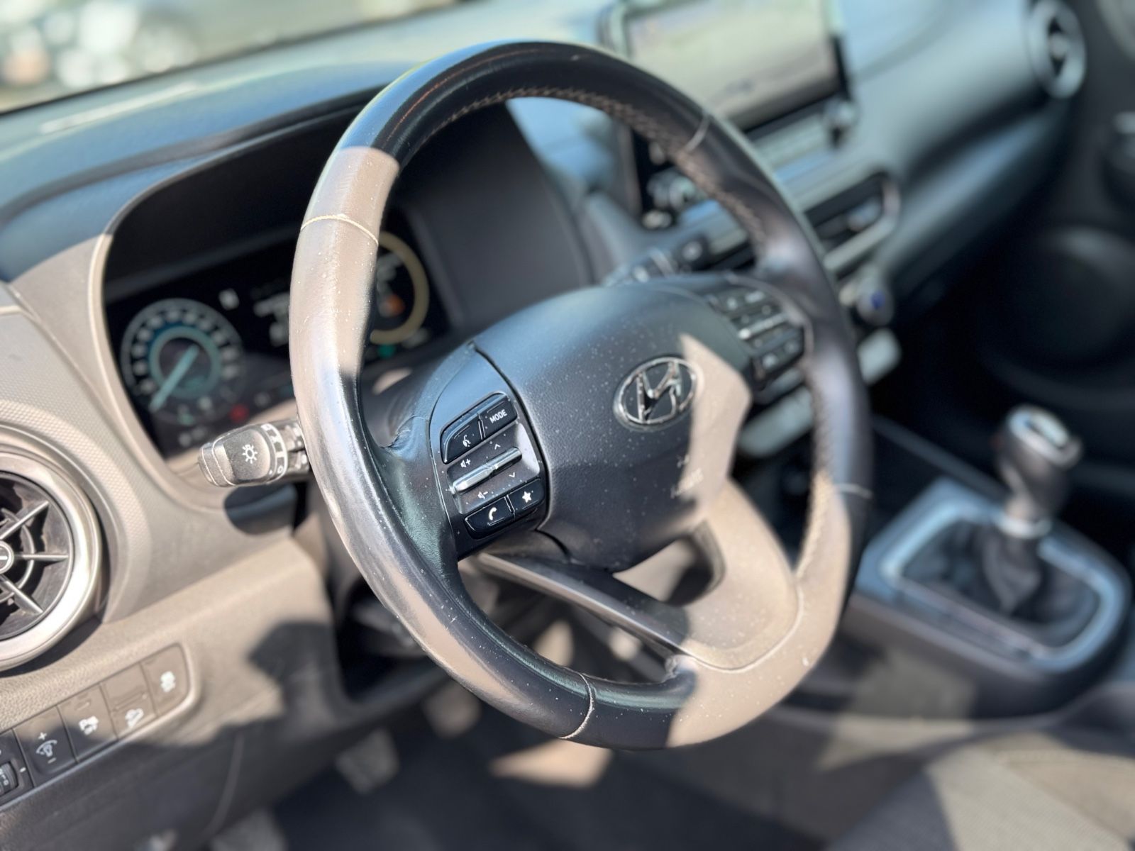 Fahrzeugabbildung Hyundai KONA 1.6 CRDI*FACELIFT*LED*NAVI*KAMERA*PDC*