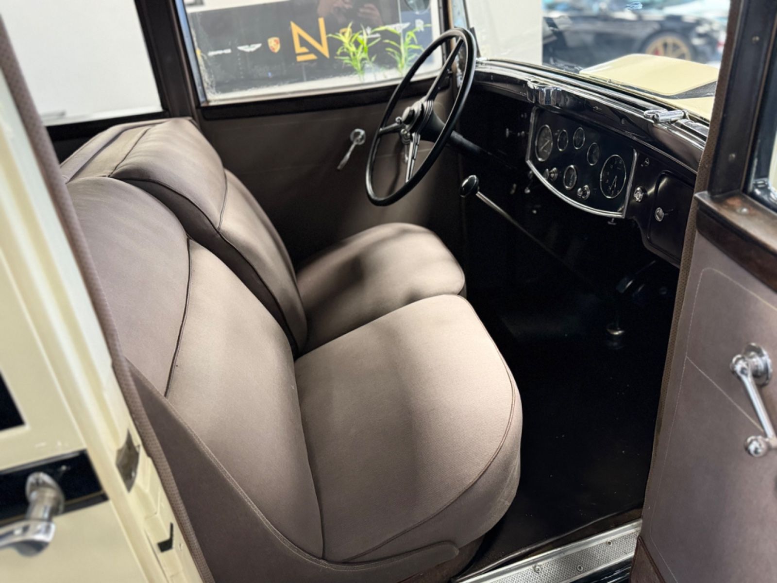 Fahrzeugabbildung PACKARD 901 503 STANDARD EIGHT SEDAN*ORIGINAL*