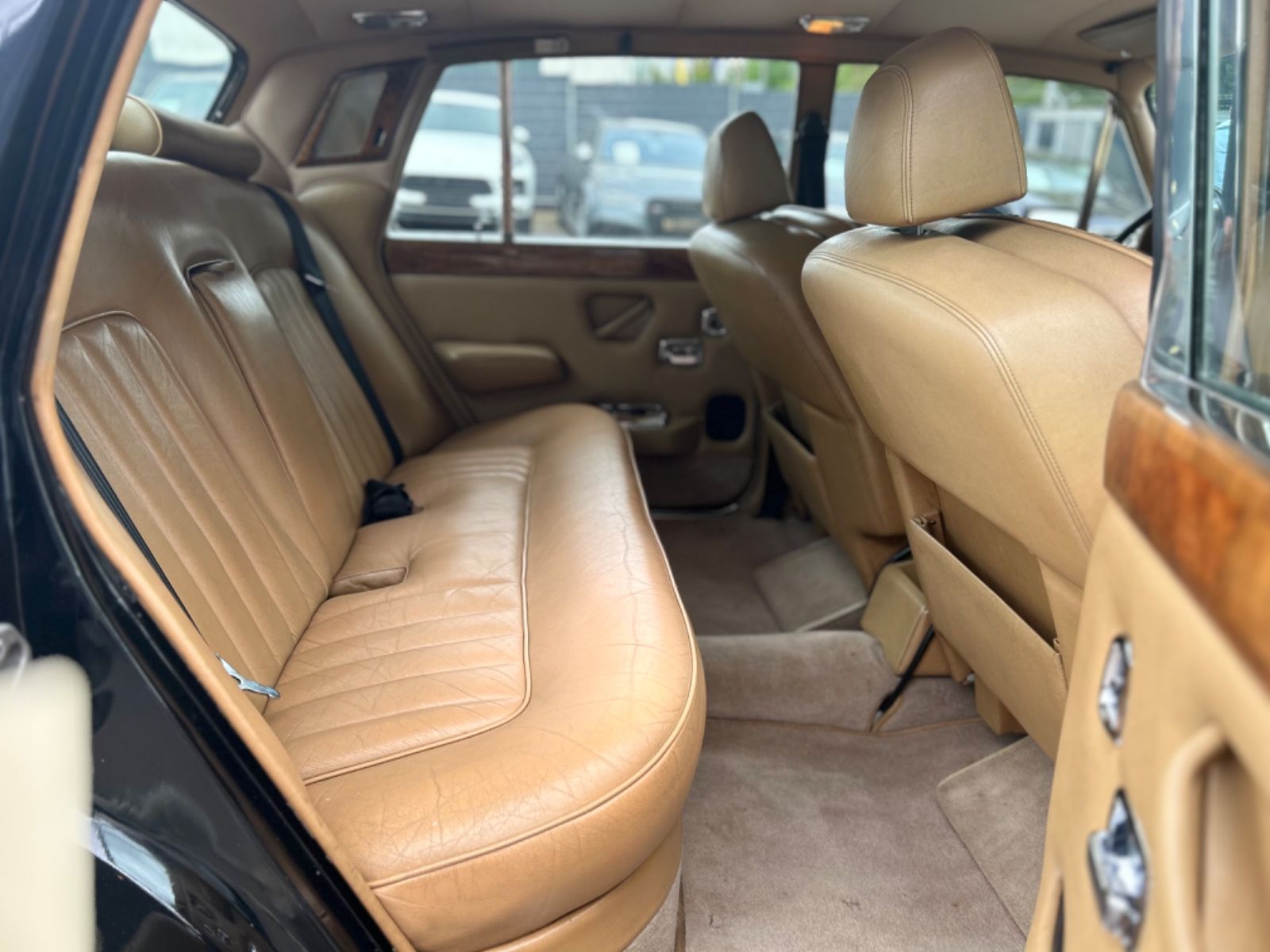 Fahrzeugabbildung Rolls-Royce SILVER SHADOW II 6,6l*TOP*LEDER*ORIGINAL ZUSTAND