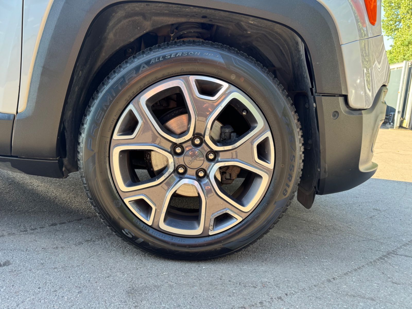Fahrzeugabbildung Jeep RENEGADE 1.4 TURBO LIMITED*LEDER*NAVI*1.HAND*