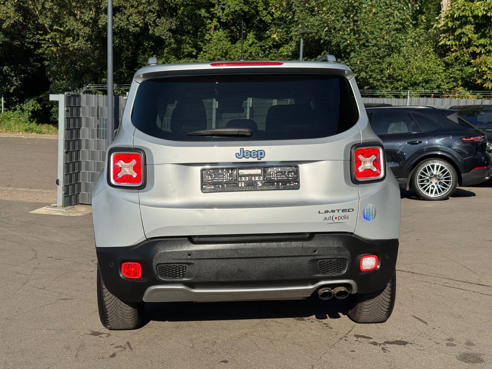 Fahrzeugabbildung Jeep RENEGADE 1.4 TURBO LIMITED*LEDER*NAVI*1.HAND*