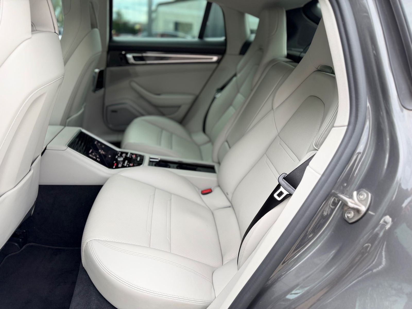 Fahrzeugabbildung Porsche PANAMERA 4S*SOFTCLOSE*PANORAMA*APPROVED:06.27*