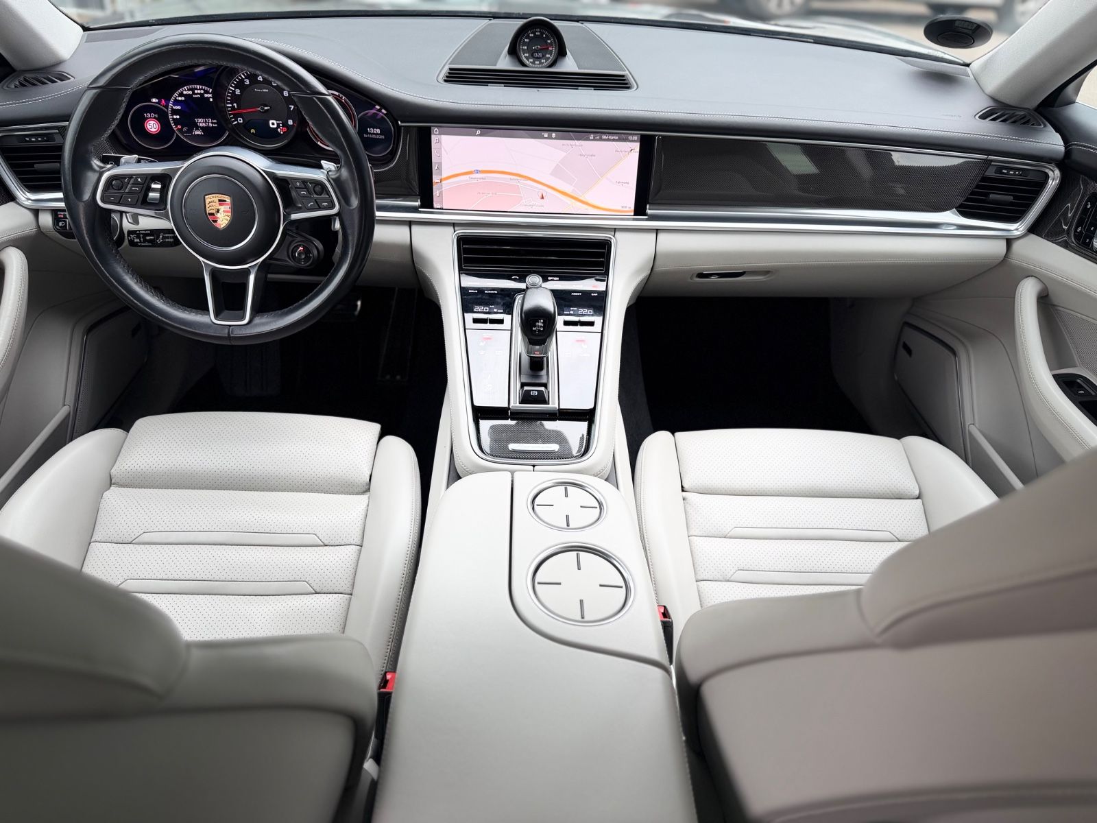 Fahrzeugabbildung Porsche PANAMERA 4S*SOFTCLOSE*PANORAMA*APPROVED:06.27*