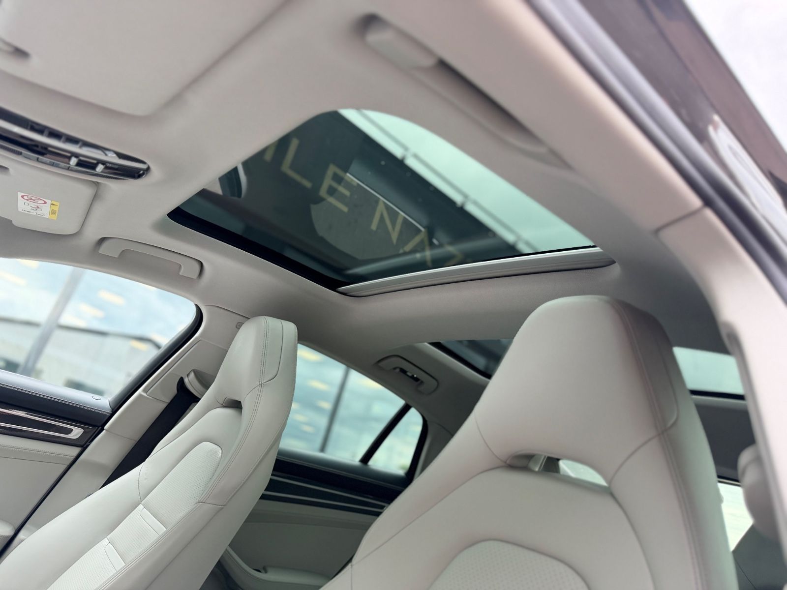 Fahrzeugabbildung Porsche PANAMERA 4S*SOFTCLOSE*PANORAMA*APPROVED:06.27*