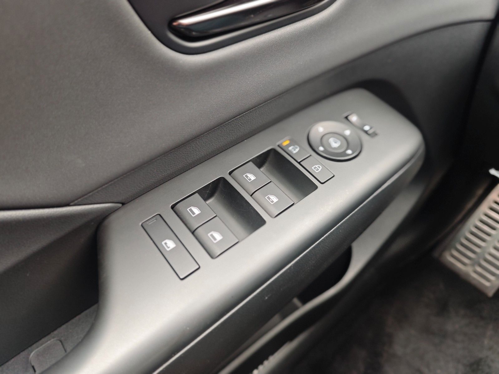 Fahrzeugabbildung Hyundai KONA N-LINE*ACC*VIRTUAL*GARANTIE*MEMORY*