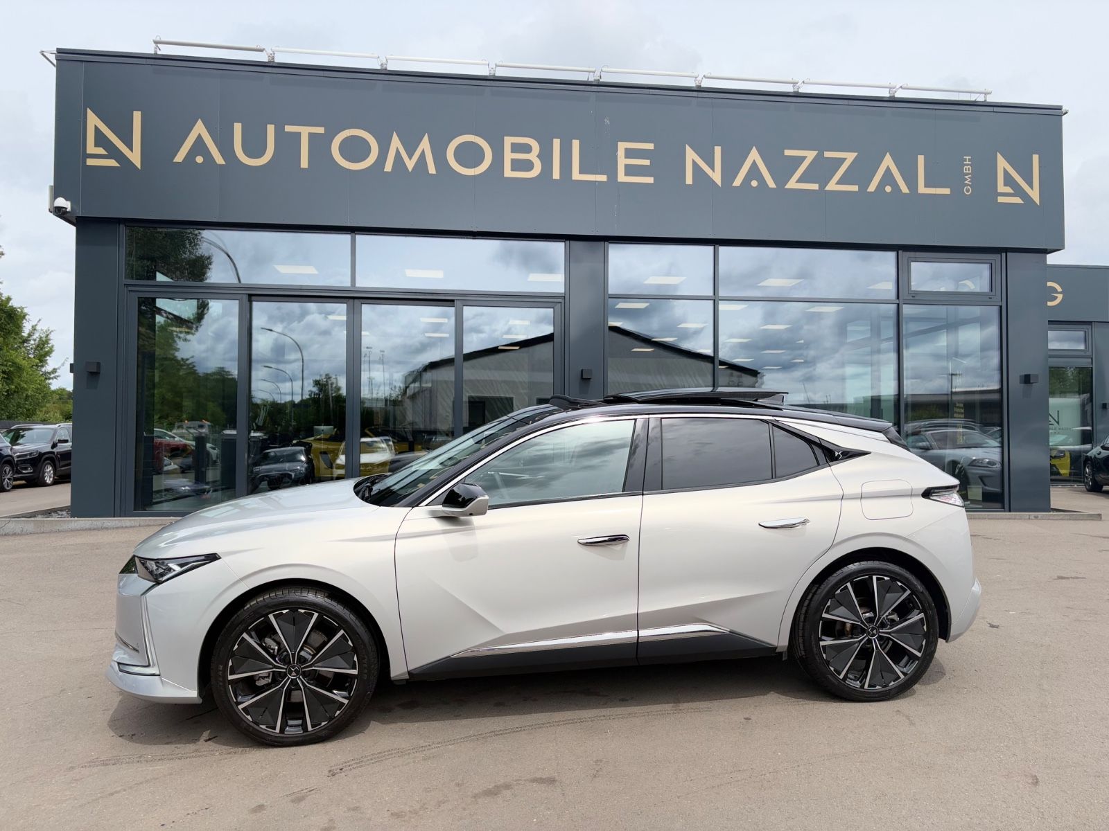 Fahrzeugabbildung DS Automobiles DS4 E-TENSE RIVOLI*20 ZOLL*FOCAL ELECTRA*SCHIEB*