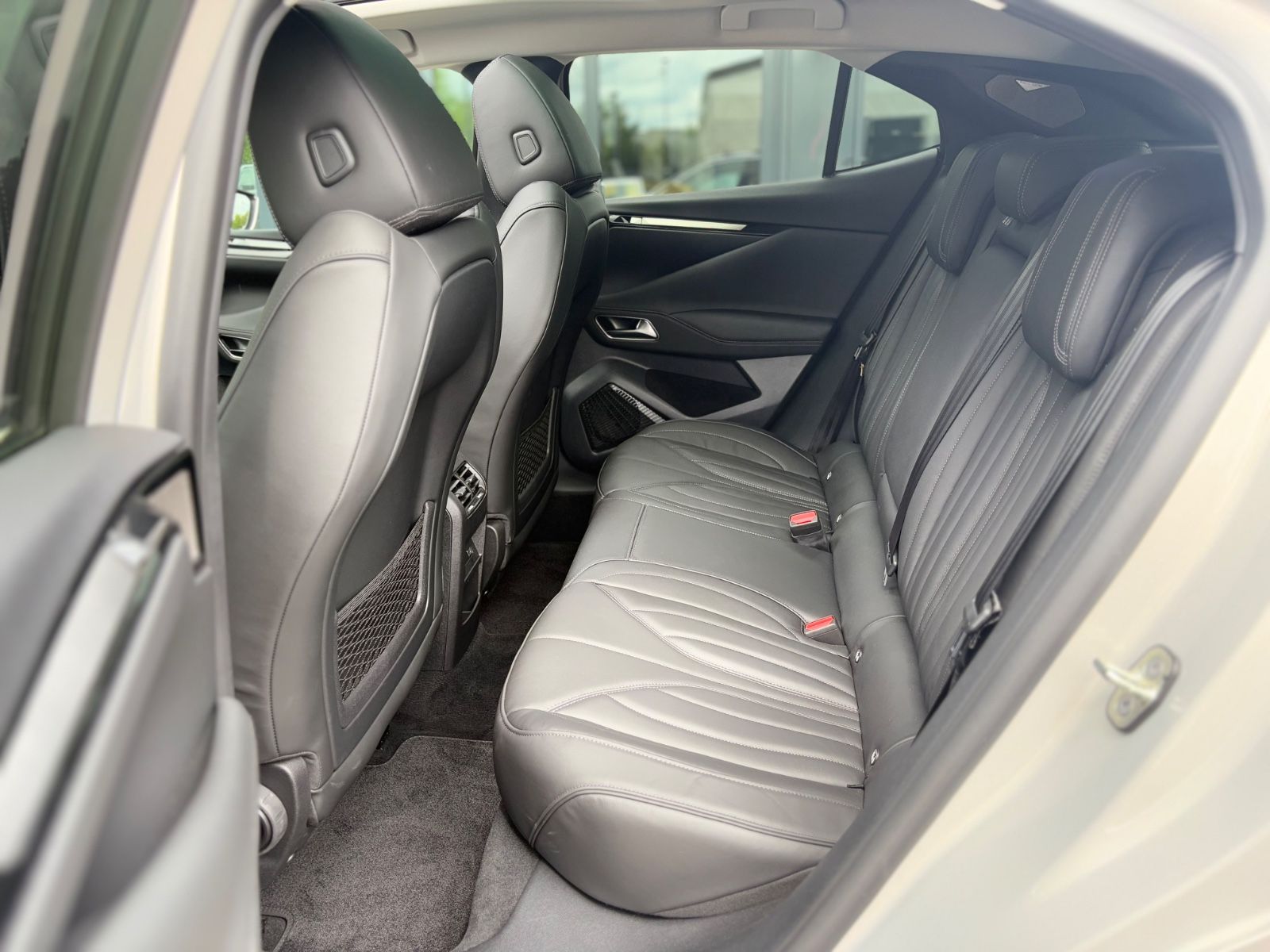 Fahrzeugabbildung DS Automobiles DS4 E-TENSE RIVOLI*20 ZOLL*FOCAL ELECTRA*SCHIEB*