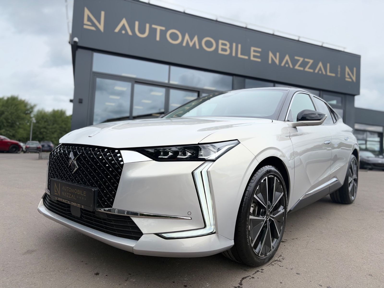 Fahrzeugabbildung DS Automobiles DS4 E-TENSE RIVOLI*20 ZOLL*FOCAL ELECTRA*SCHIEB*