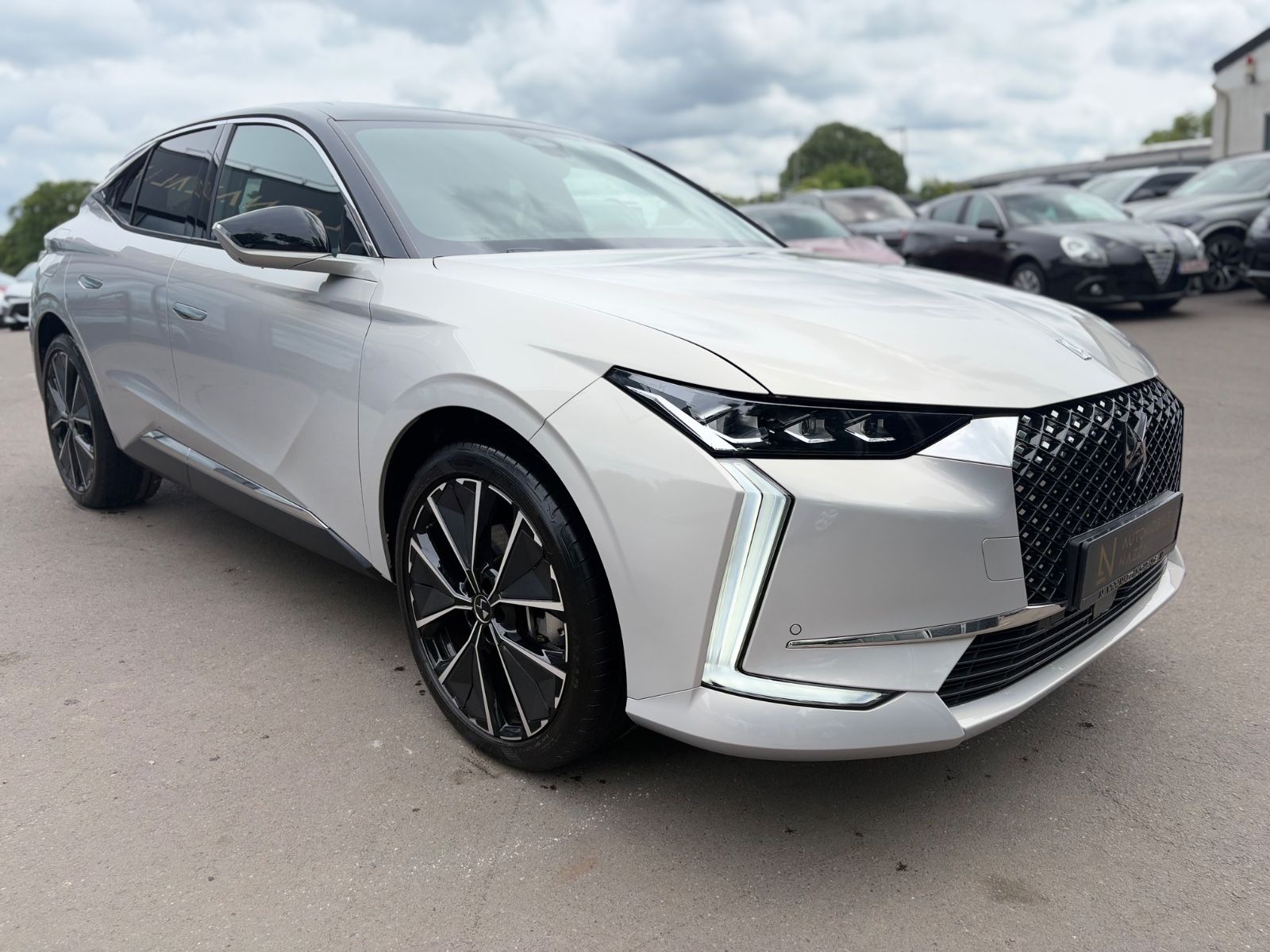 Fahrzeugabbildung DS Automobiles DS4 E-TENSE RIVOLI*20 ZOLL*FOCAL ELECTRA*SCHIEB*