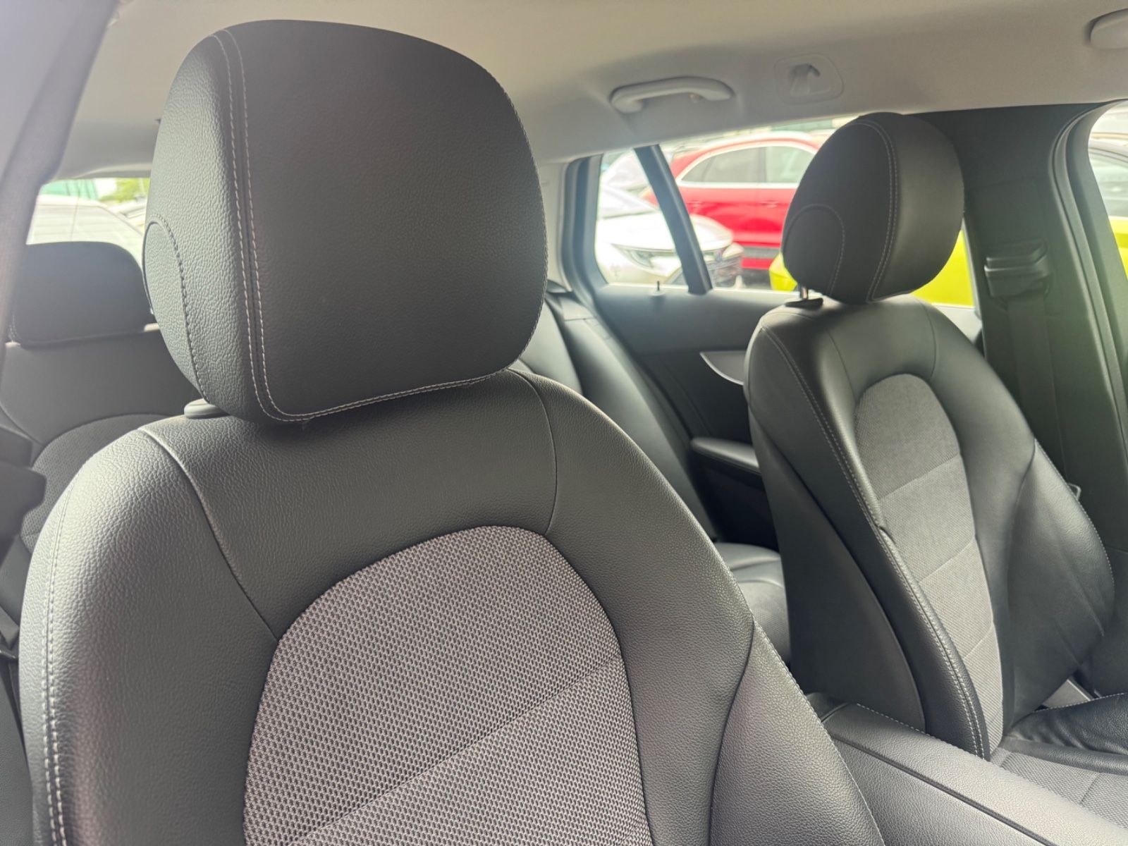 Fahrzeugabbildung Mercedes-Benz C 200 AVANTGARDE T-MODELL *AUT*LED*NAVI*ALU*