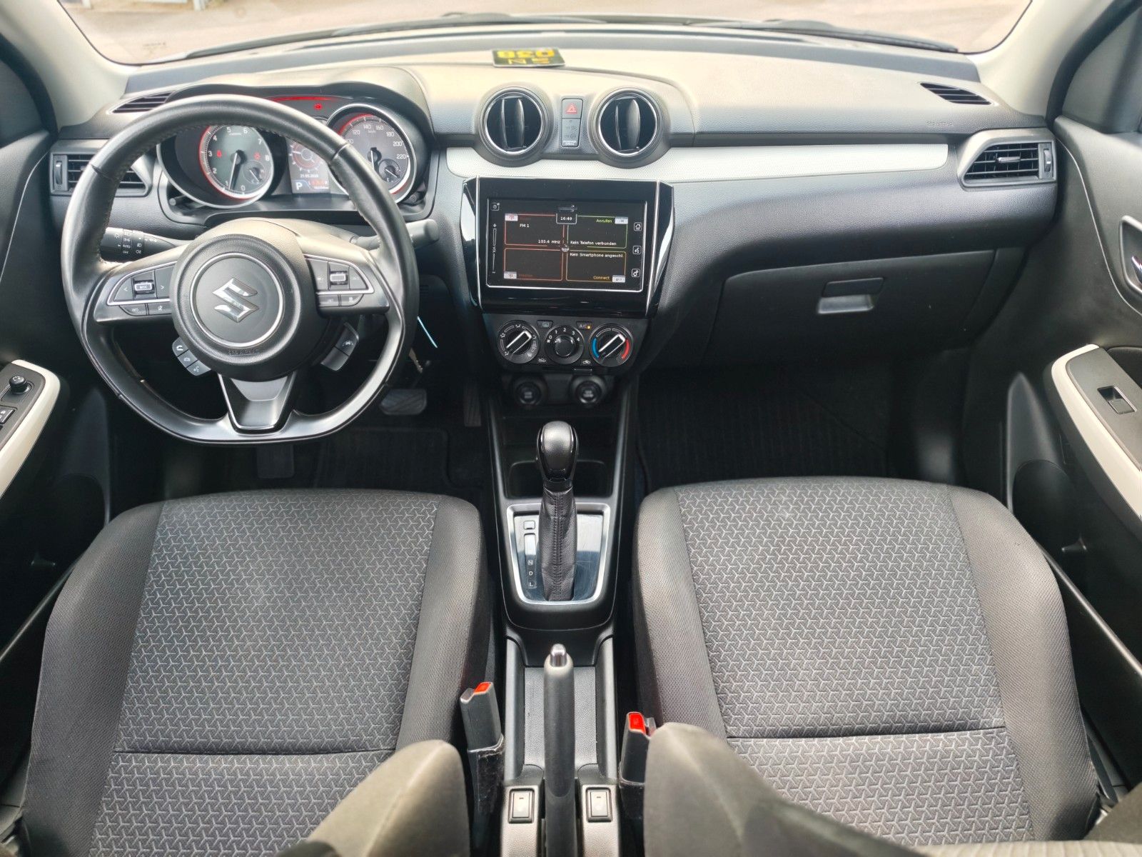 Fahrzeugabbildung Suzuki SWIFT COMFORT*AUTOMATIK*KAM*KLIMA*ALU*NAVI*