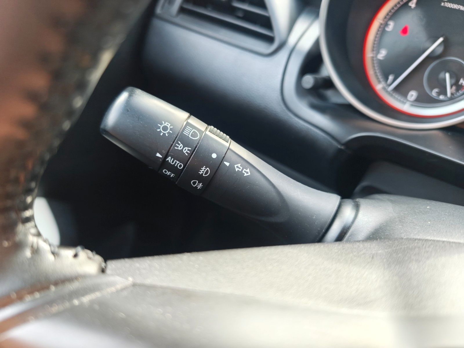 Fahrzeugabbildung Suzuki SWIFT COMFORT*AUTOMATIK*KAM*KLIMA*ALU*NAVI*