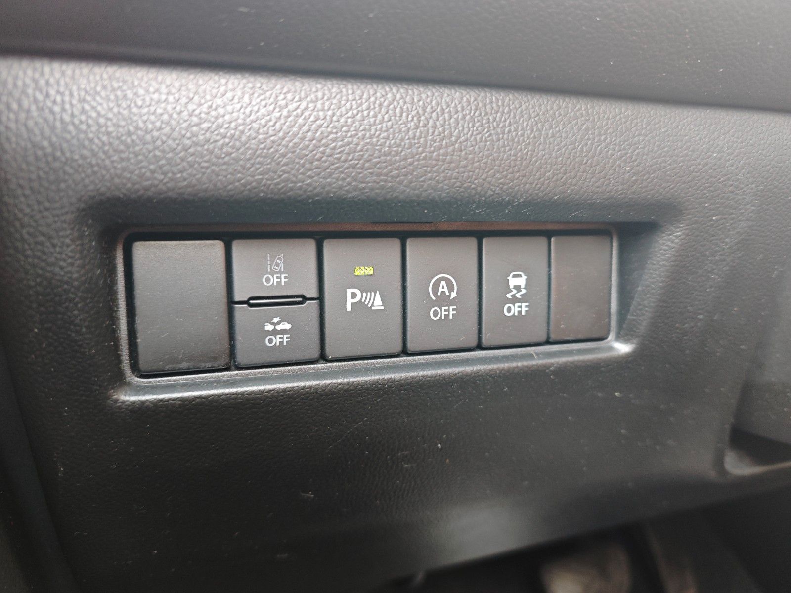 Fahrzeugabbildung Suzuki SWIFT COMFORT*AUTOMATIK*KAM*KLIMA*ALU*NAVI*