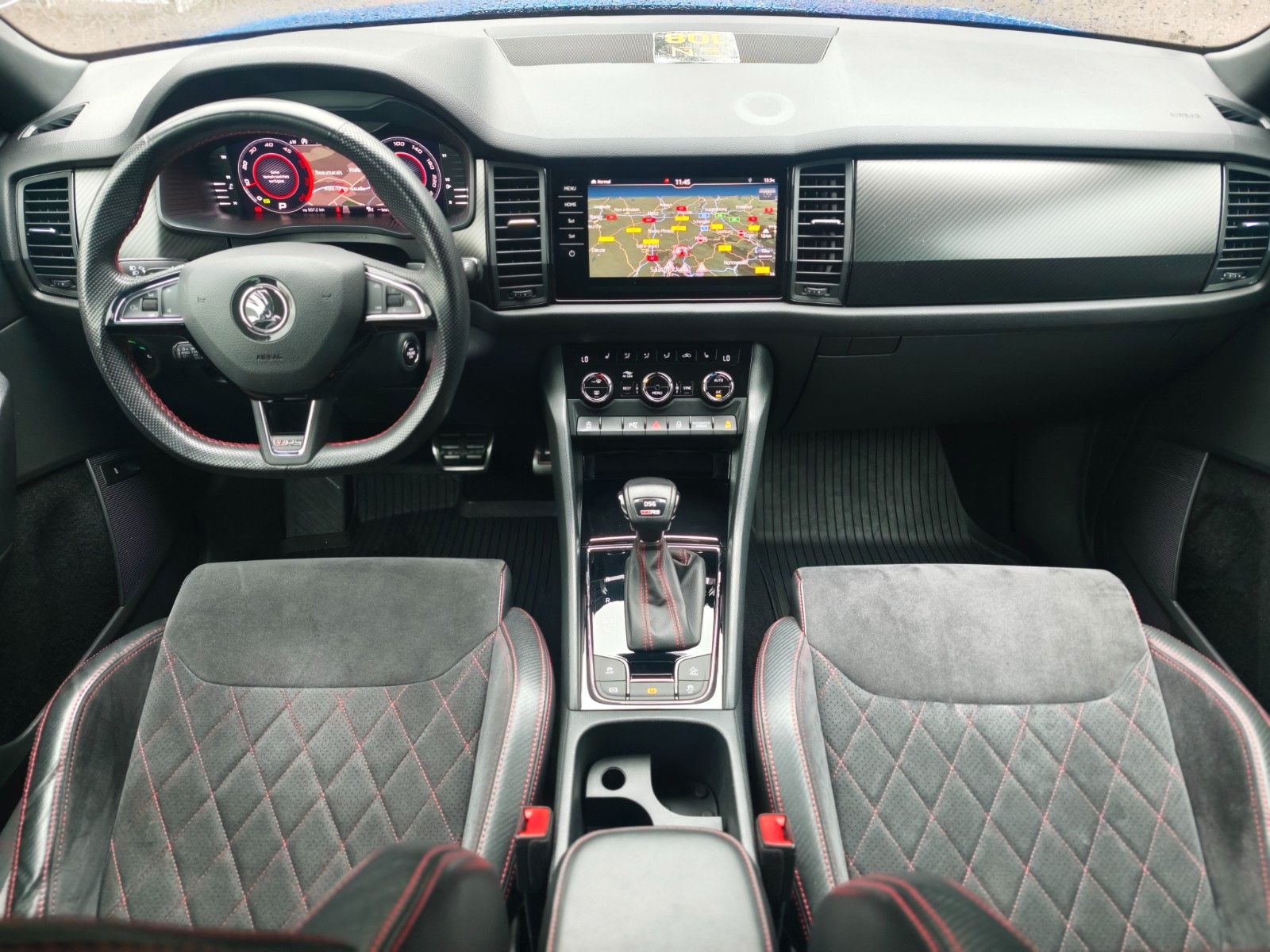 Fahrzeugabbildung SKODA KODIAQ RS 4x4 *AUT*PANO*360°*AHK*4xSHZ*