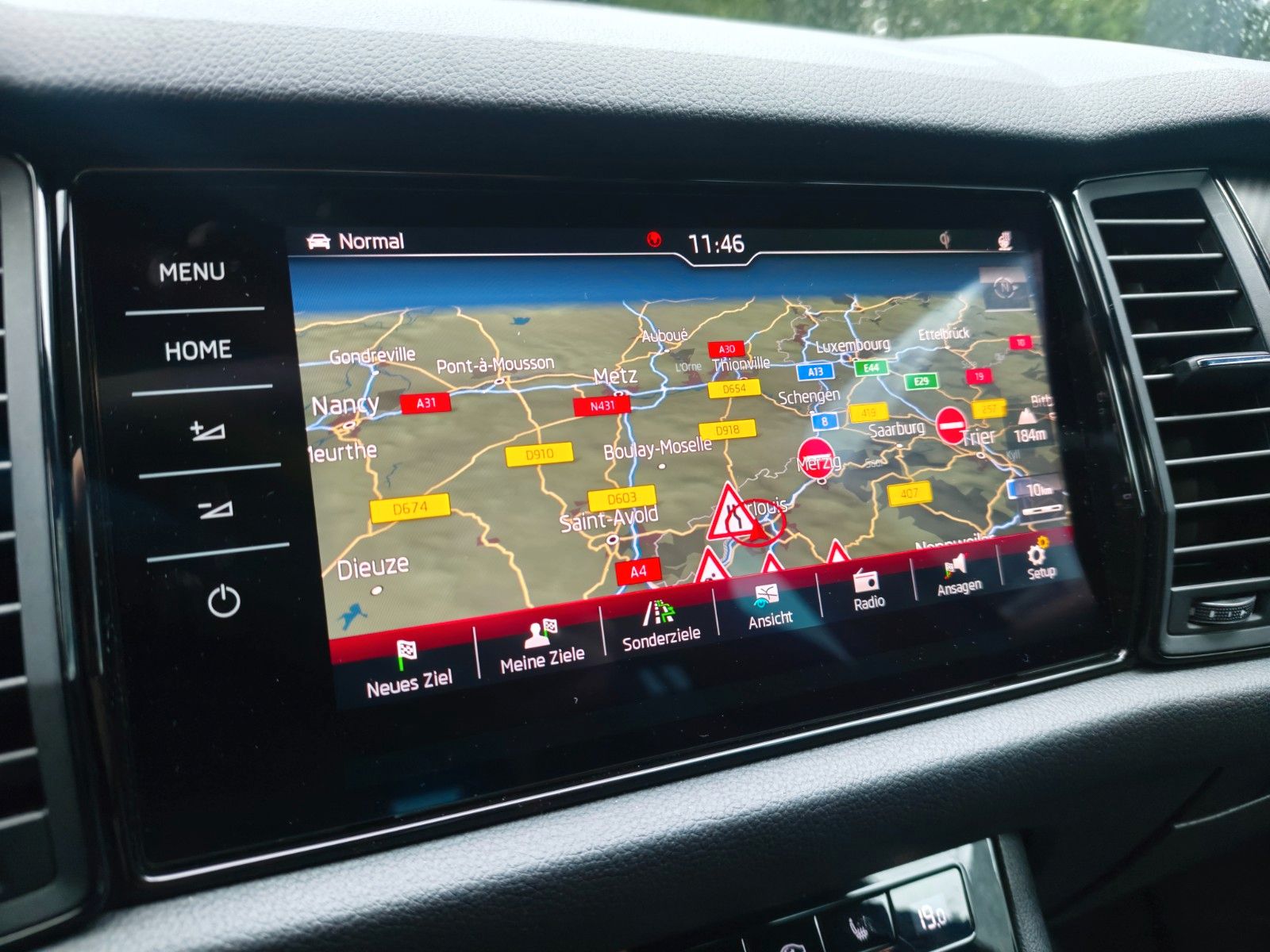Fahrzeugabbildung SKODA KODIAQ RS 4x4 *AUT*PANO*360°*AHK*4xSHZ*
