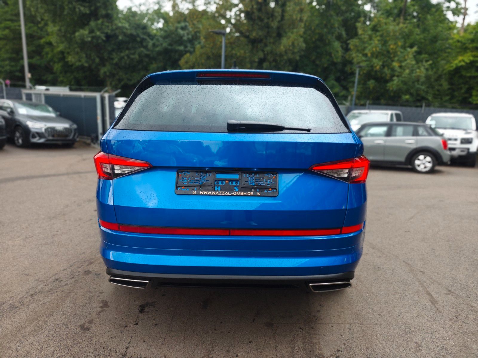 Fahrzeugabbildung SKODA KODIAQ RS 4x4 *AUT*PANO*360°*AHK*4xSHZ*