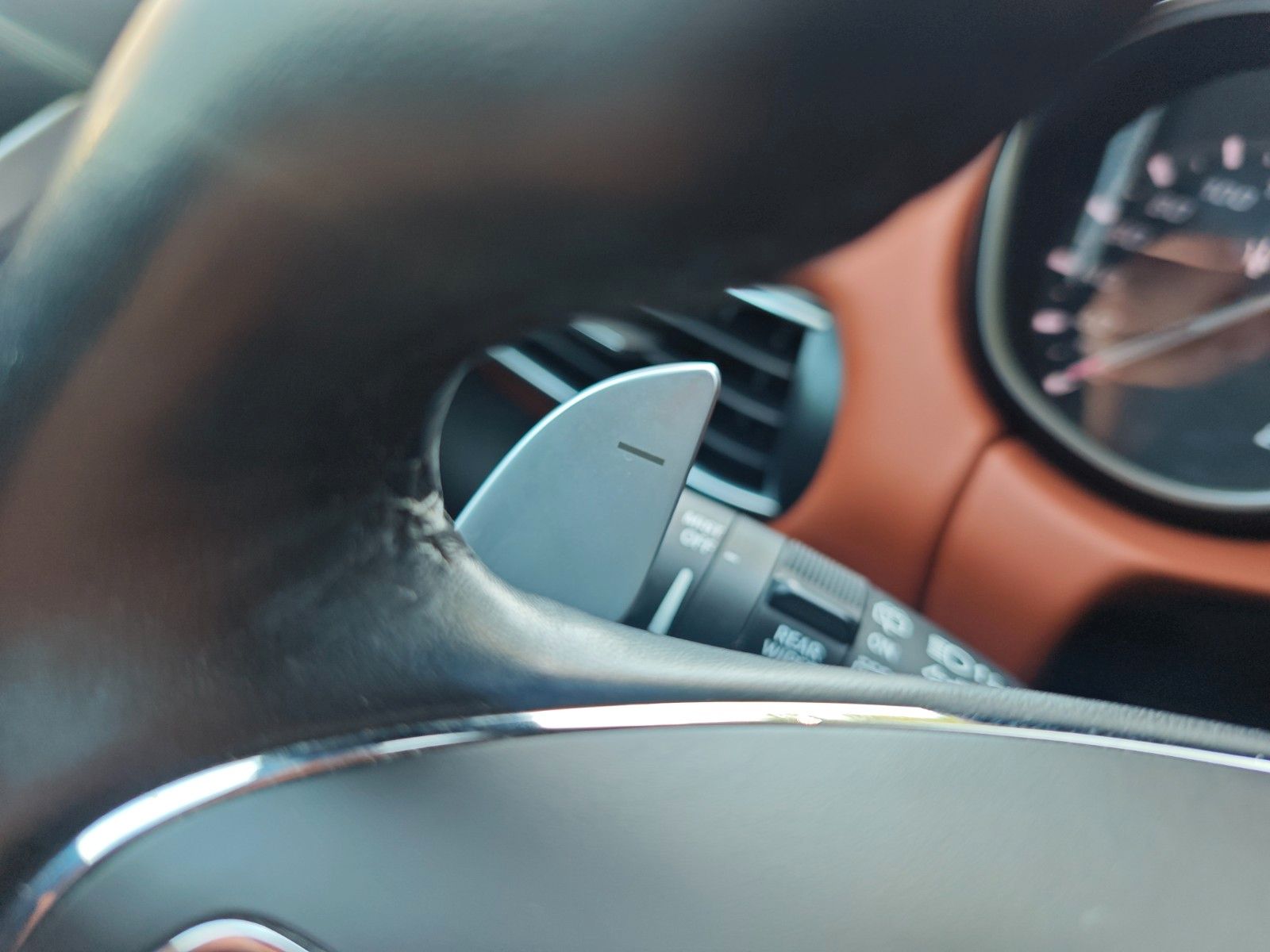 Fahrzeugabbildung Maserati LEVANTE DIESEL *PANO*AUT*LEDER*NAVI*KAM*LUFT*