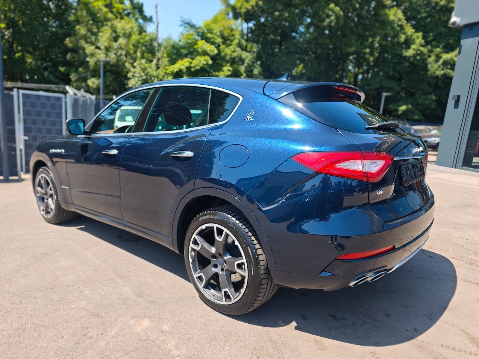 Fahrzeugabbildung Maserati LEVANTE DIESEL *PANO*AUT*LEDER*NAVI*KAM*LUFT*