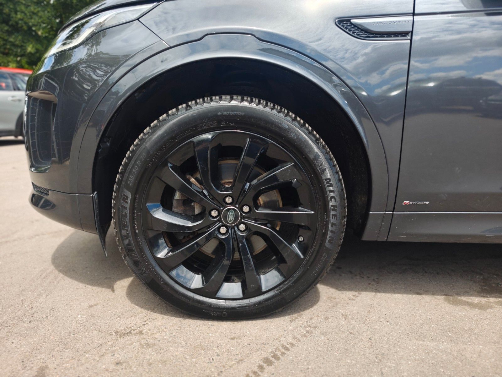 Fahrzeugabbildung Land Rover DISCOVERY SPORT DYNAMIC HSE *BLACK PACK*7.SITZE*