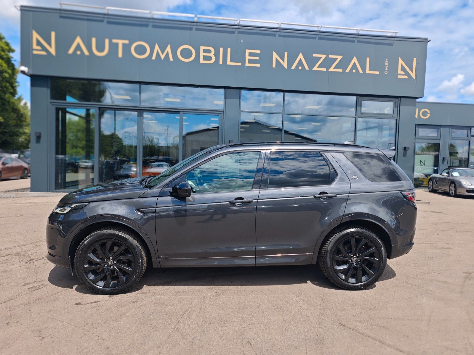 Fahrzeugabbildung Land Rover DISCOVERY SPORT DYNAMIC HSE *BLACK PACK*7.SITZE*